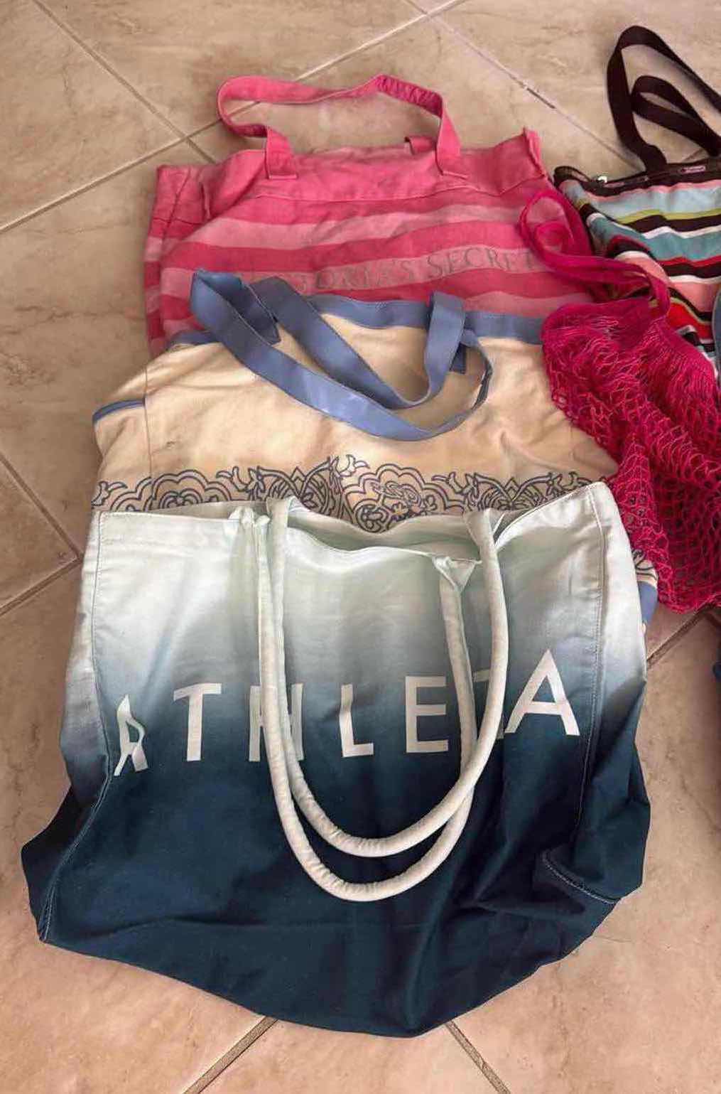 Photo 1 of 6-BEACH BAGS