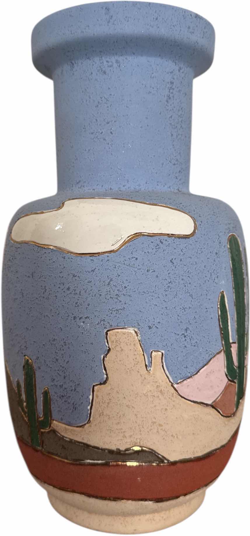 Photo 1 of VINTAGE POTTERY CERAMIC VASE SOUTHWESTERN DESERT ART
H11.5”