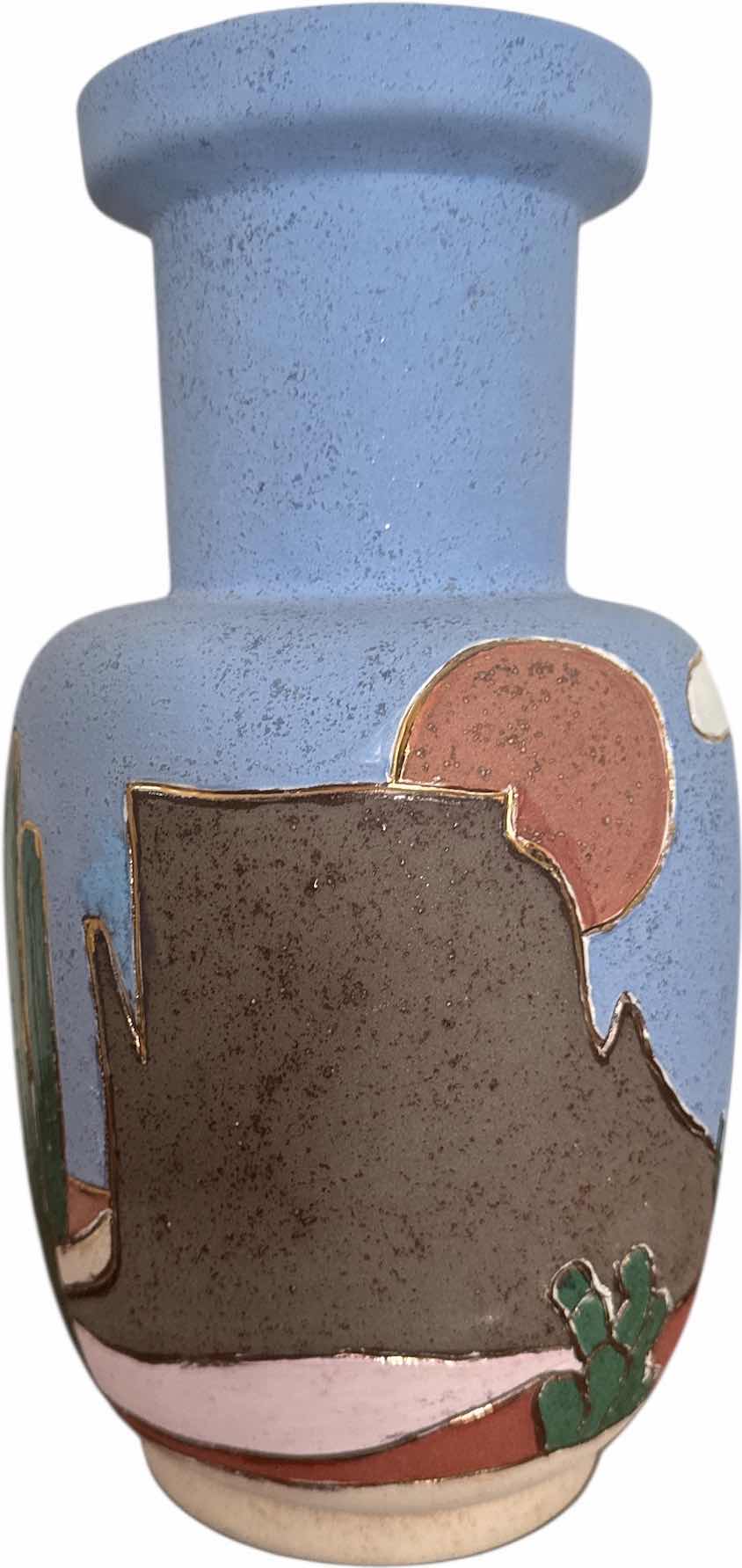 Photo 1 of VINTAGE POTTERY CERAMIC VASE SOUTHWESTERN DESERT ART
H11.5”