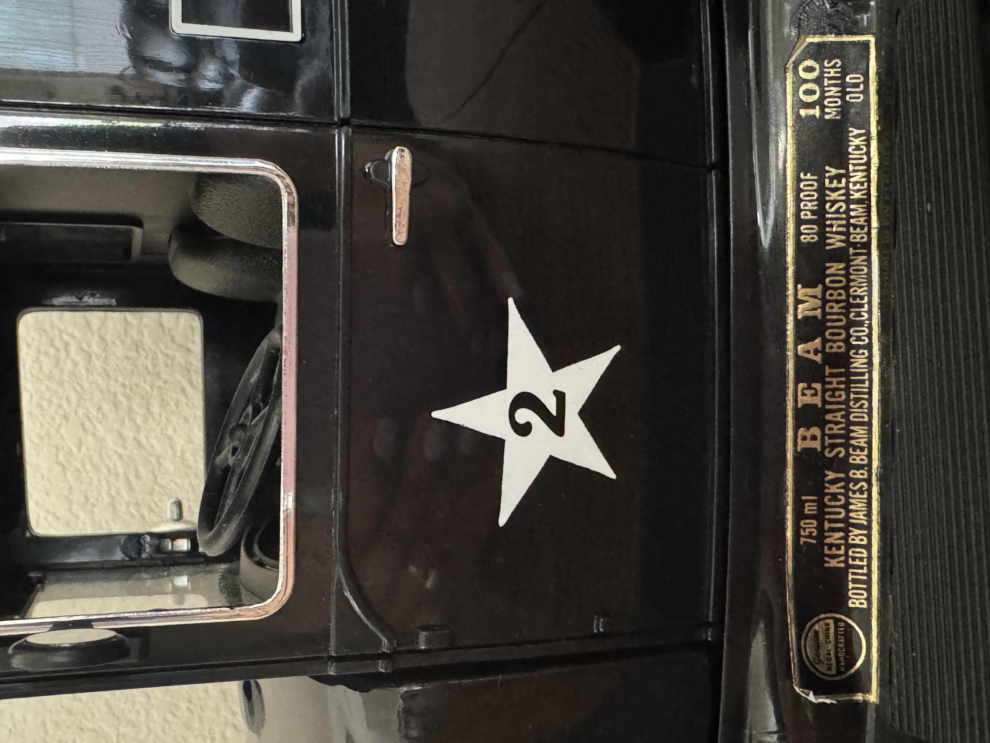 Photo 1 of VINTAGE JIM BEAM BOURBON WHISKEY FORD MODEL A 1931 POLICE DEPARTMENT PADDY WAGON DECANTER EMPTY
16” X 7” X H7”