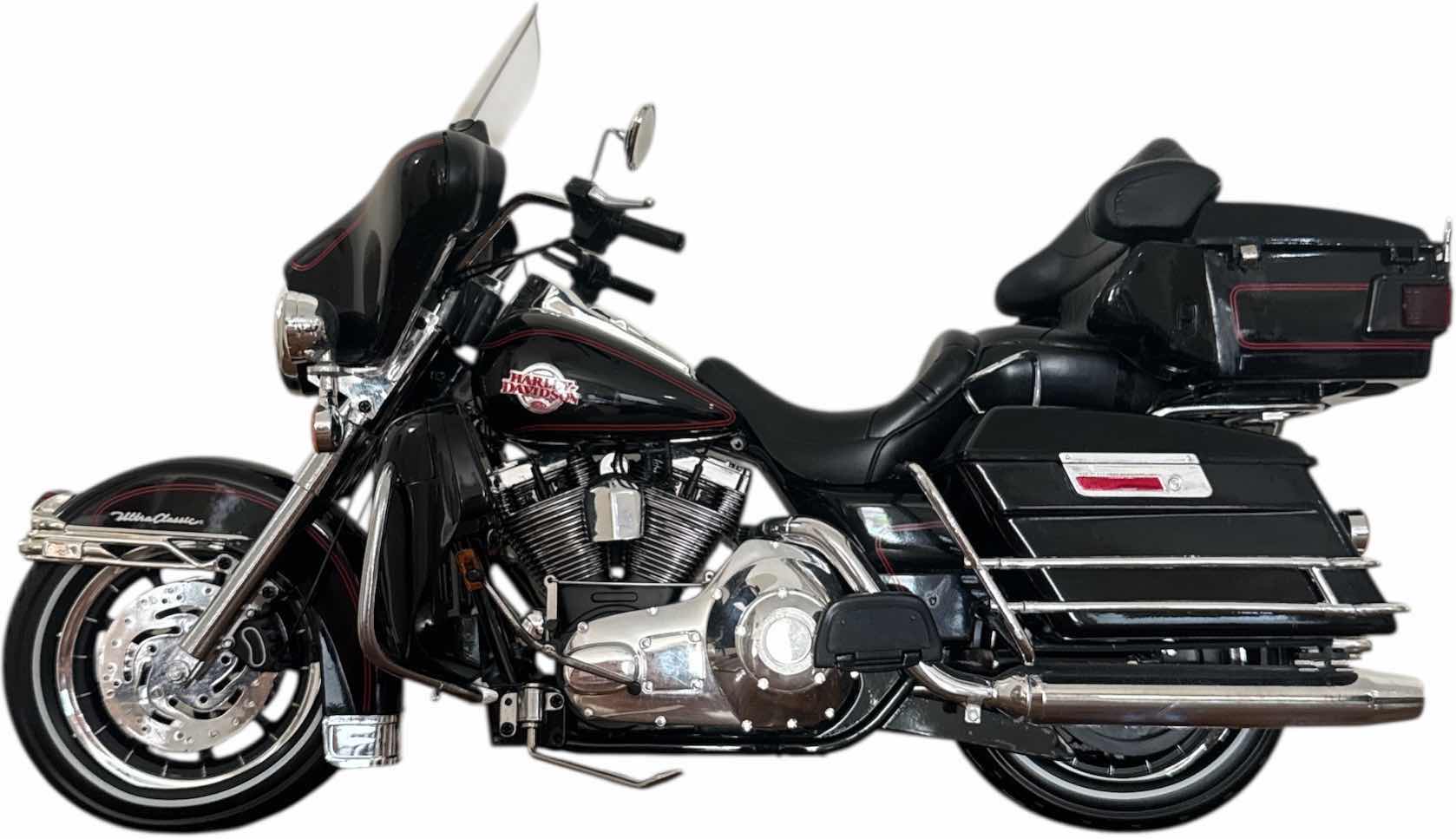 Photo 1 of VINTAGE MAISTO 1:18 SCALE DIECAST MODEL OF HARLEY DAVIDSON MOTORCYCLE
16” X 5” X H10”
