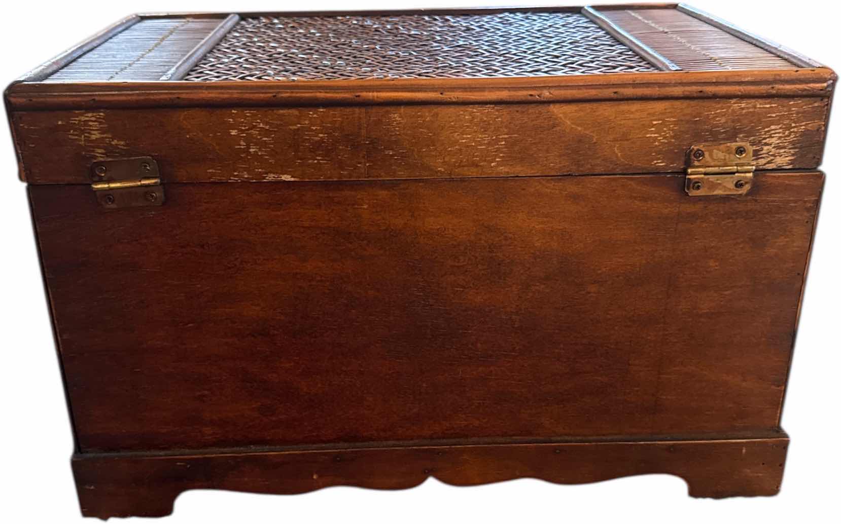 Photo 1 of VINTAGE BROWN WOOD AND WICKER WICKER TRUNK WITH METAL LATCH
18” X 10.75” XH11”