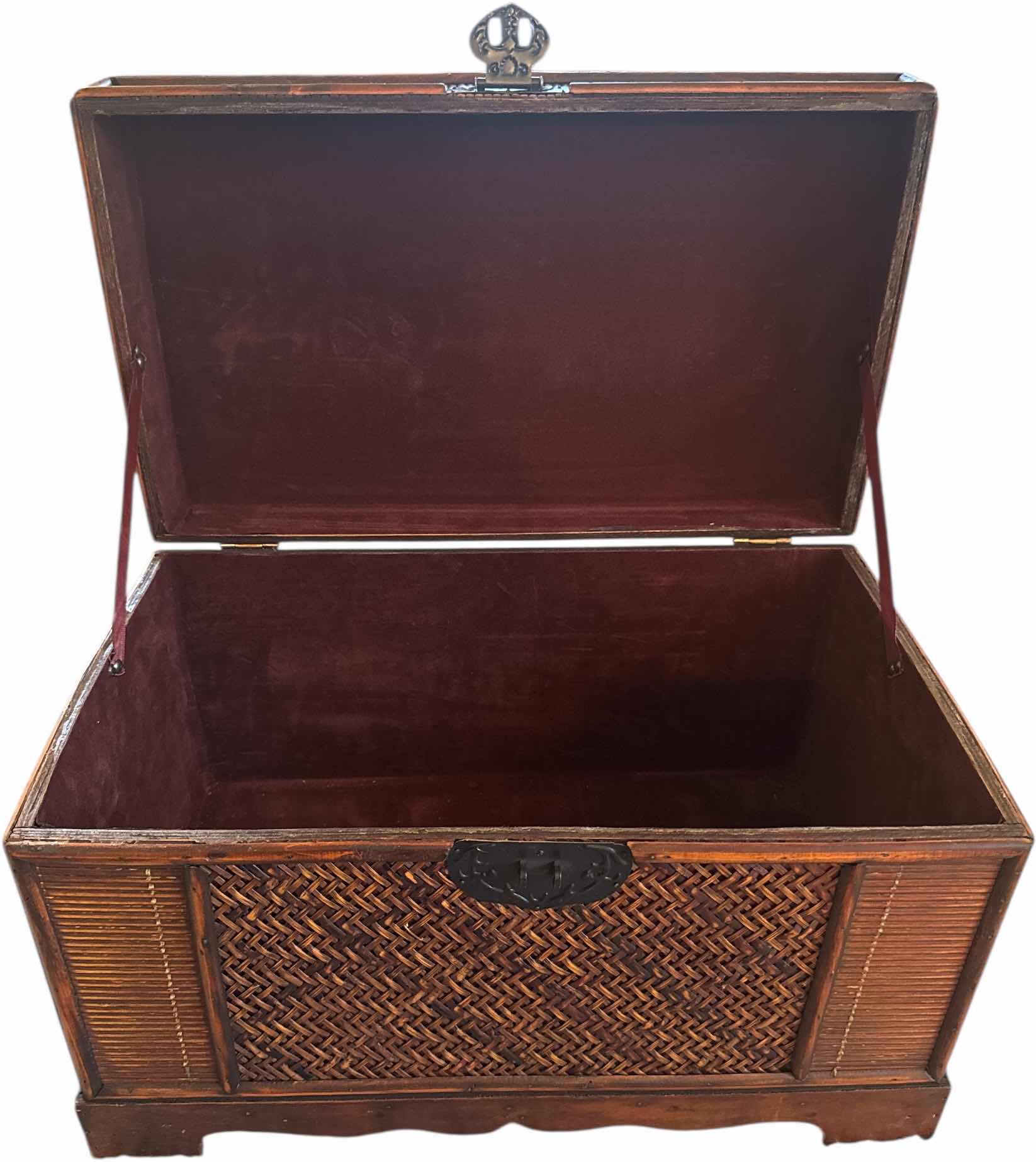 Photo 1 of VINTAGE BROWN WOOD AND WICKER WICKER TRUNK WITH METAL LATCH
18” X 10.75” XH11”