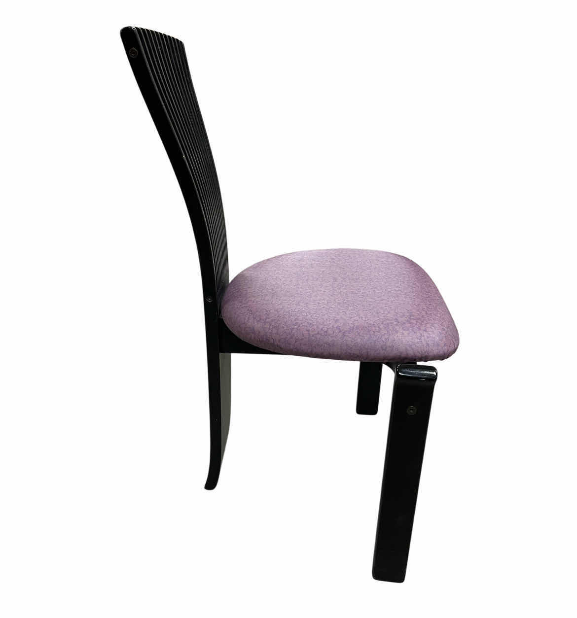 Photo 1 of WESTNOFA 1980s TOTEM ACCENT CHAIR 22” X 18” H34” $380