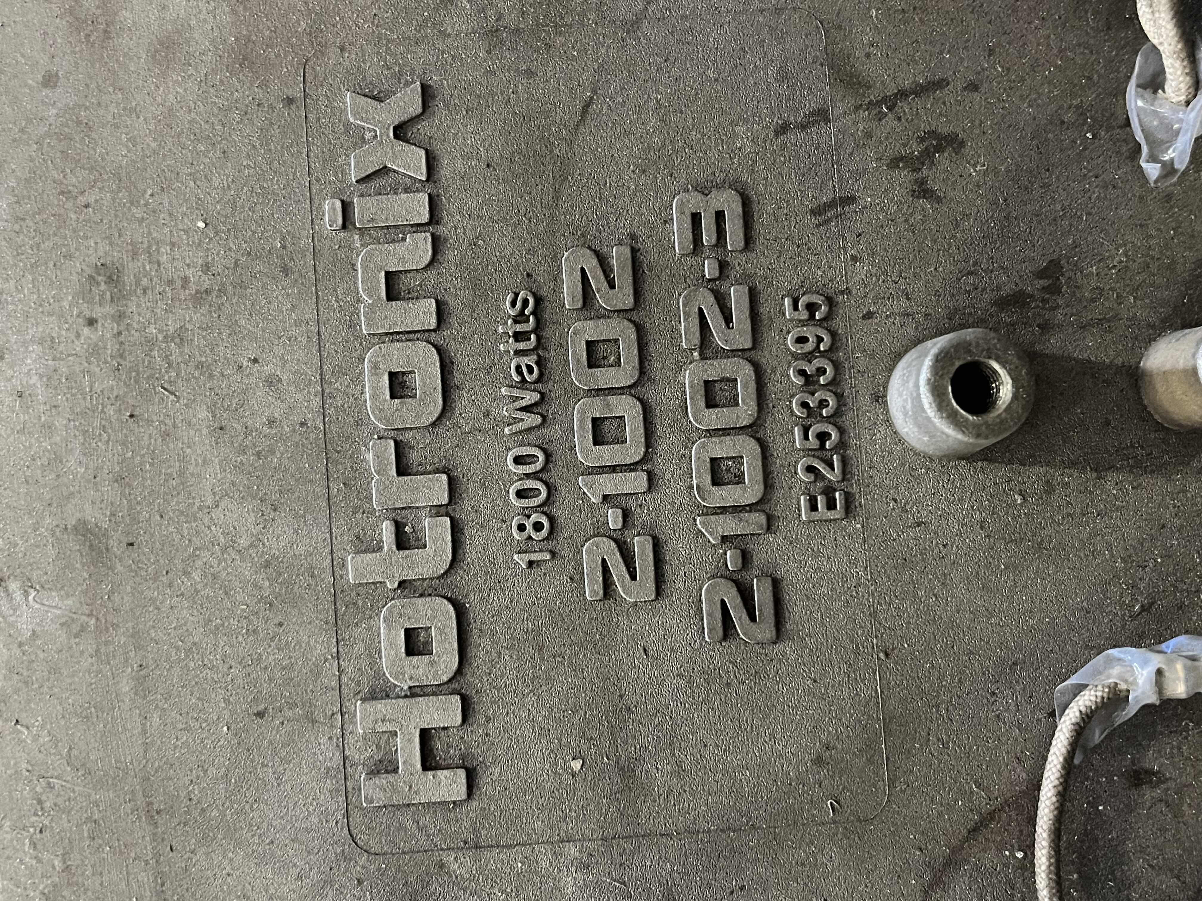 Photo 1 of HOTRONIX HEAT PRESS 1800WATTS MODEL 2-1002 2-1002-3 E253395 (PARTS ONLY)