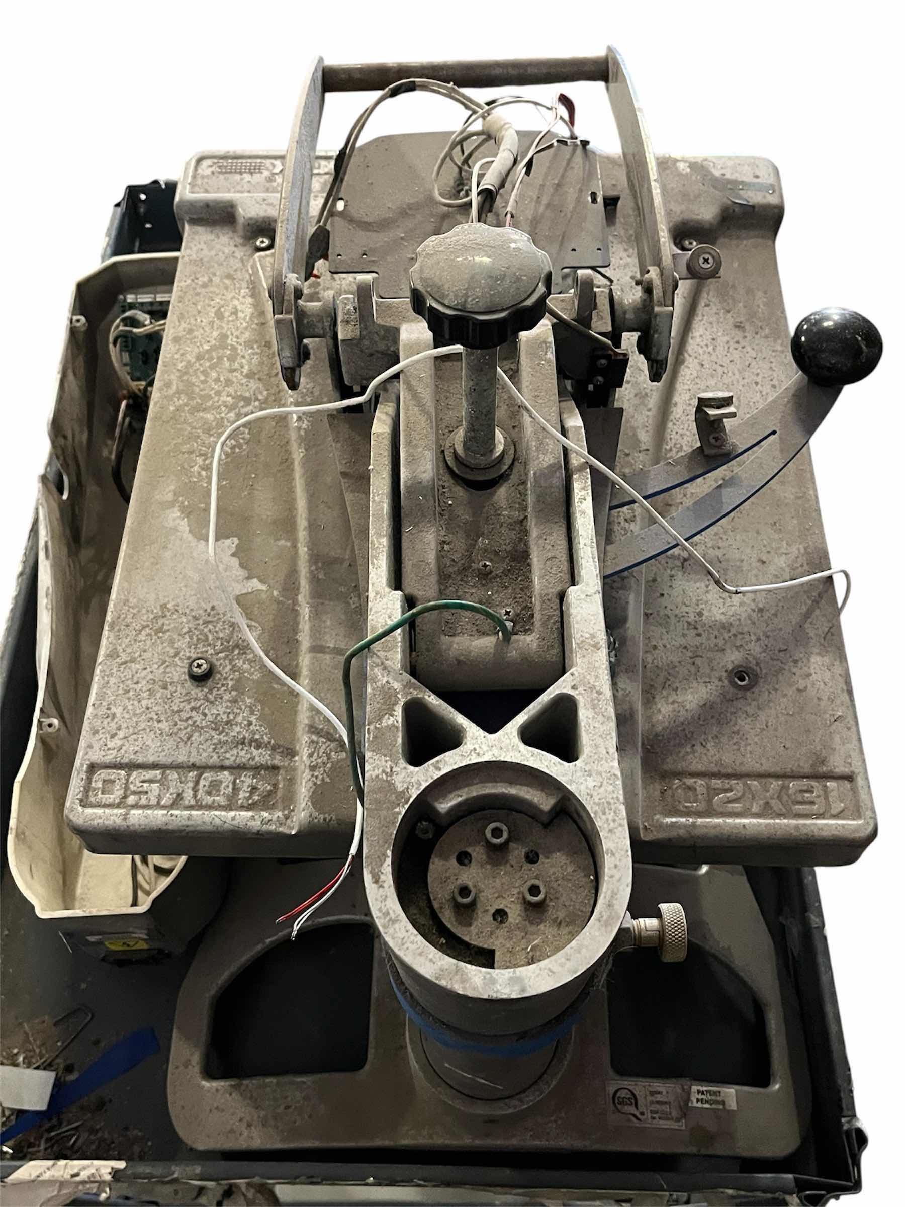 Photo 1 of HOTRONIX HEAT PRESS XF (PARTS ONLY)