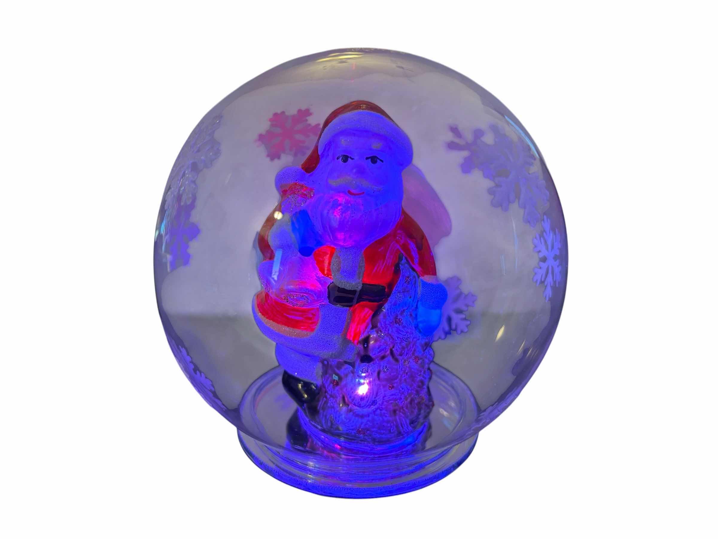 Photo 1 of 4 PC CHRISTMAS DECORATIONS