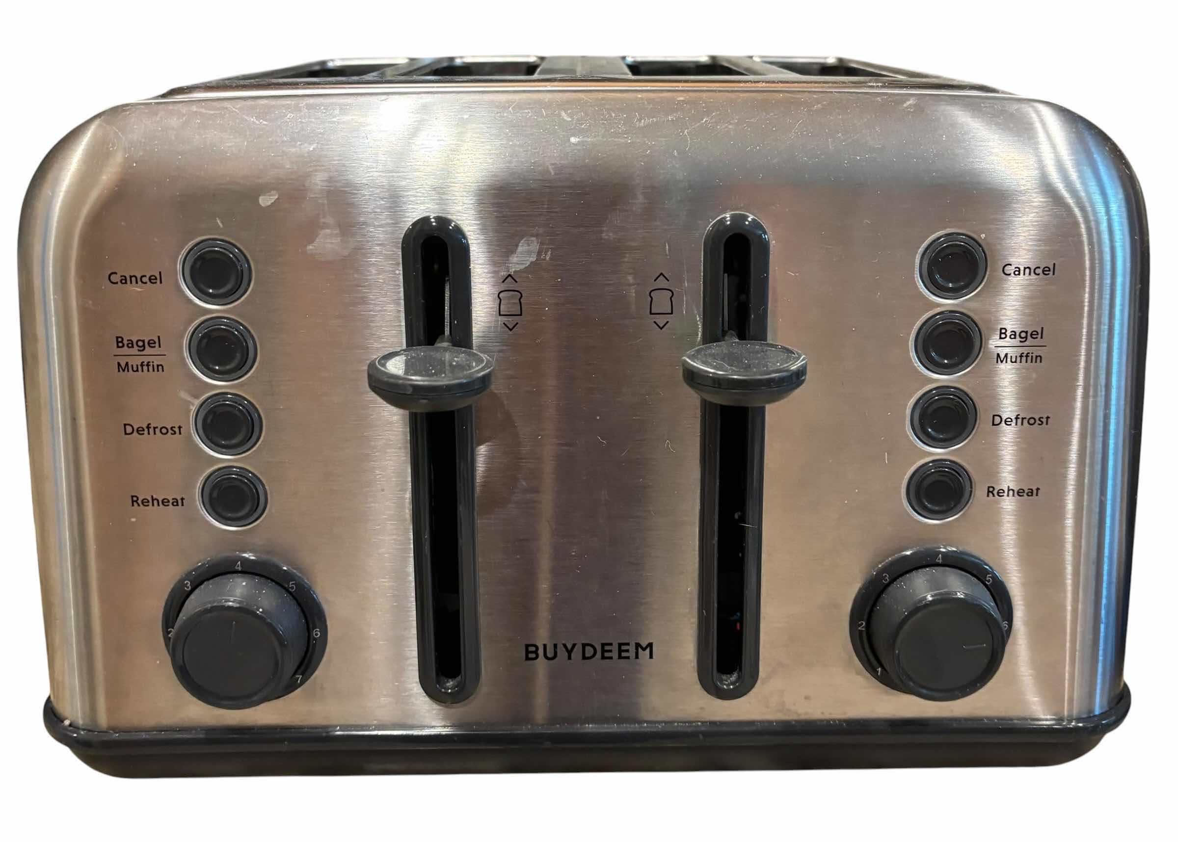Photo 1 of BUYDEEM 4-SLICE TOASTER $70