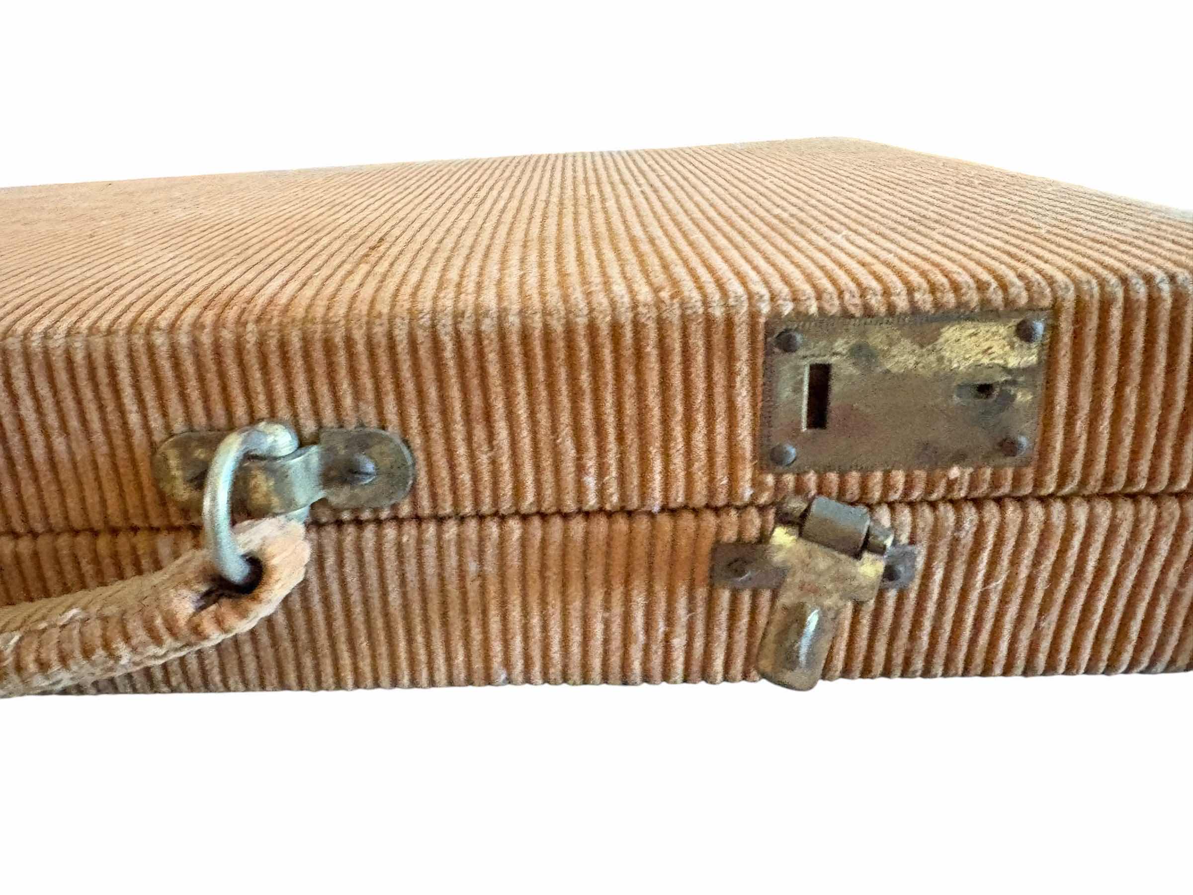 Photo 1 of MANOPOULOS NATURAL CORK BACKGAMMON CORDUROY SET