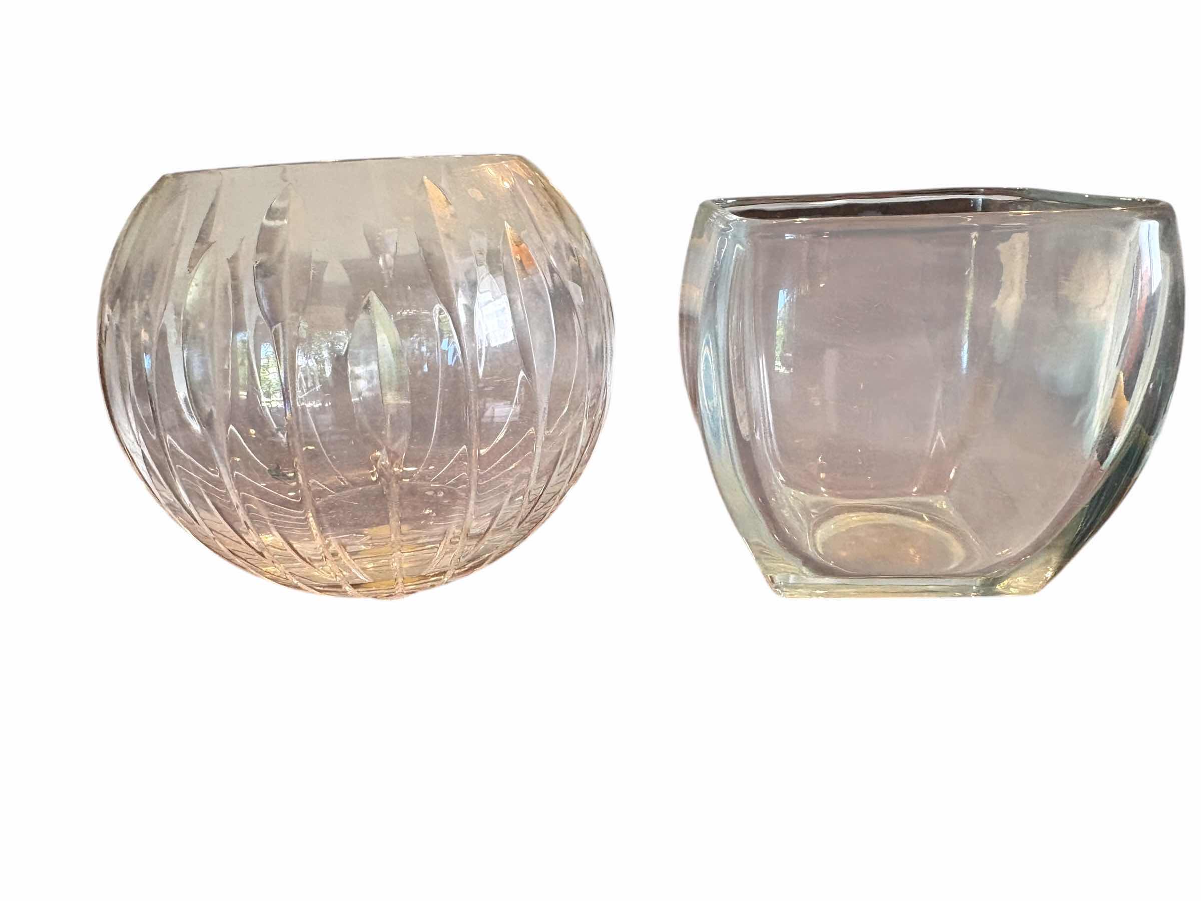 Photo 1 of (2)PCS CRYSTAL VASES H4.5”