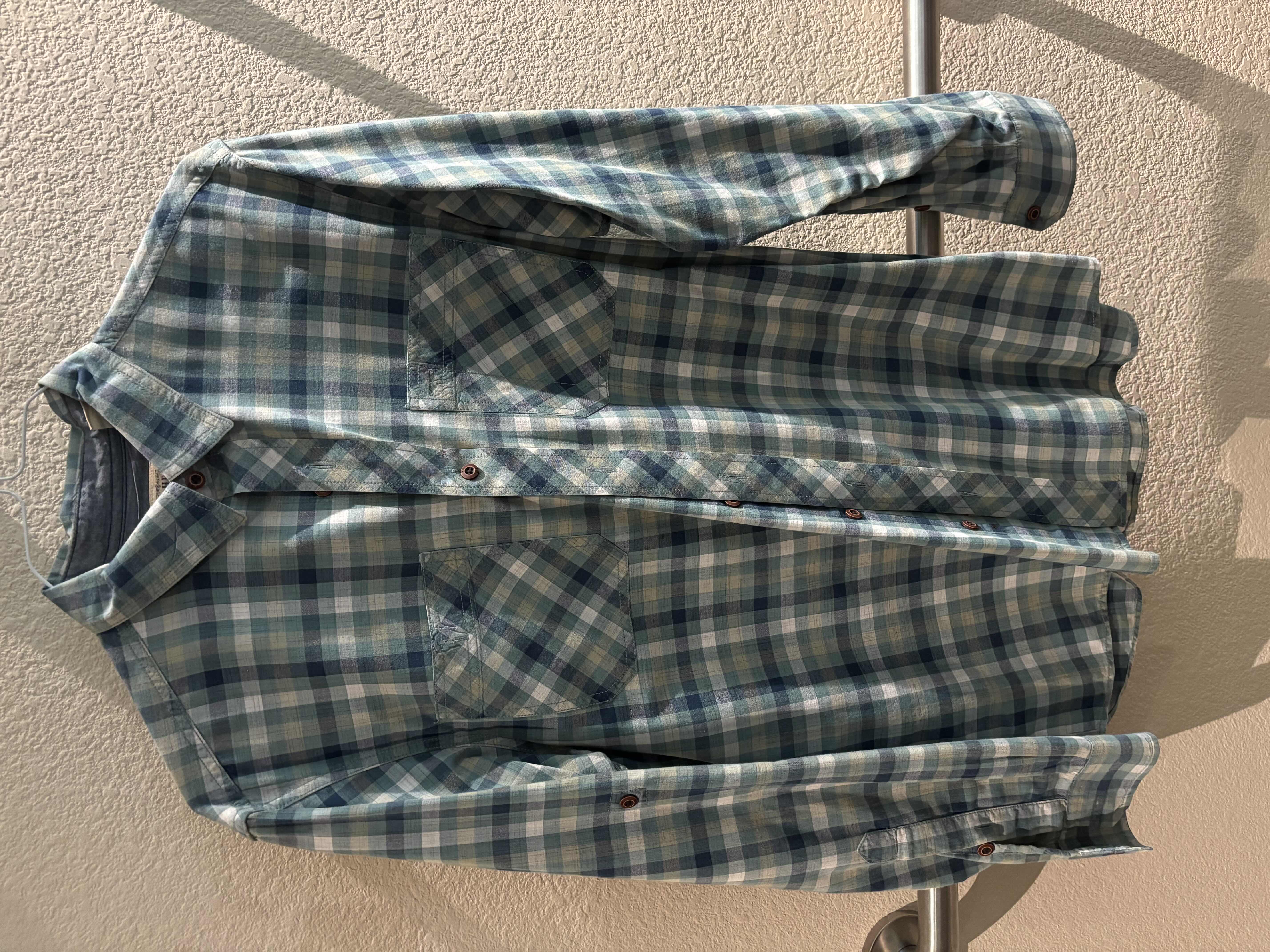 Photo 1 of MENS CLOTHES SIZE M-XL, HATS & UMBRELLA