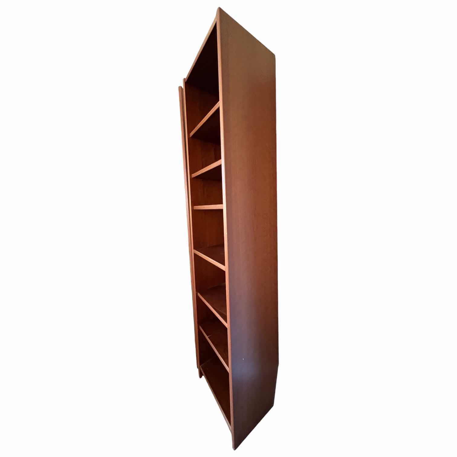 Photo 1 of TEAK BOOKCASE CORNER FOR RIGHT SIDE W ADJUSTABLE SHELVING (SEE NOTES) 22.5”X16”XH”