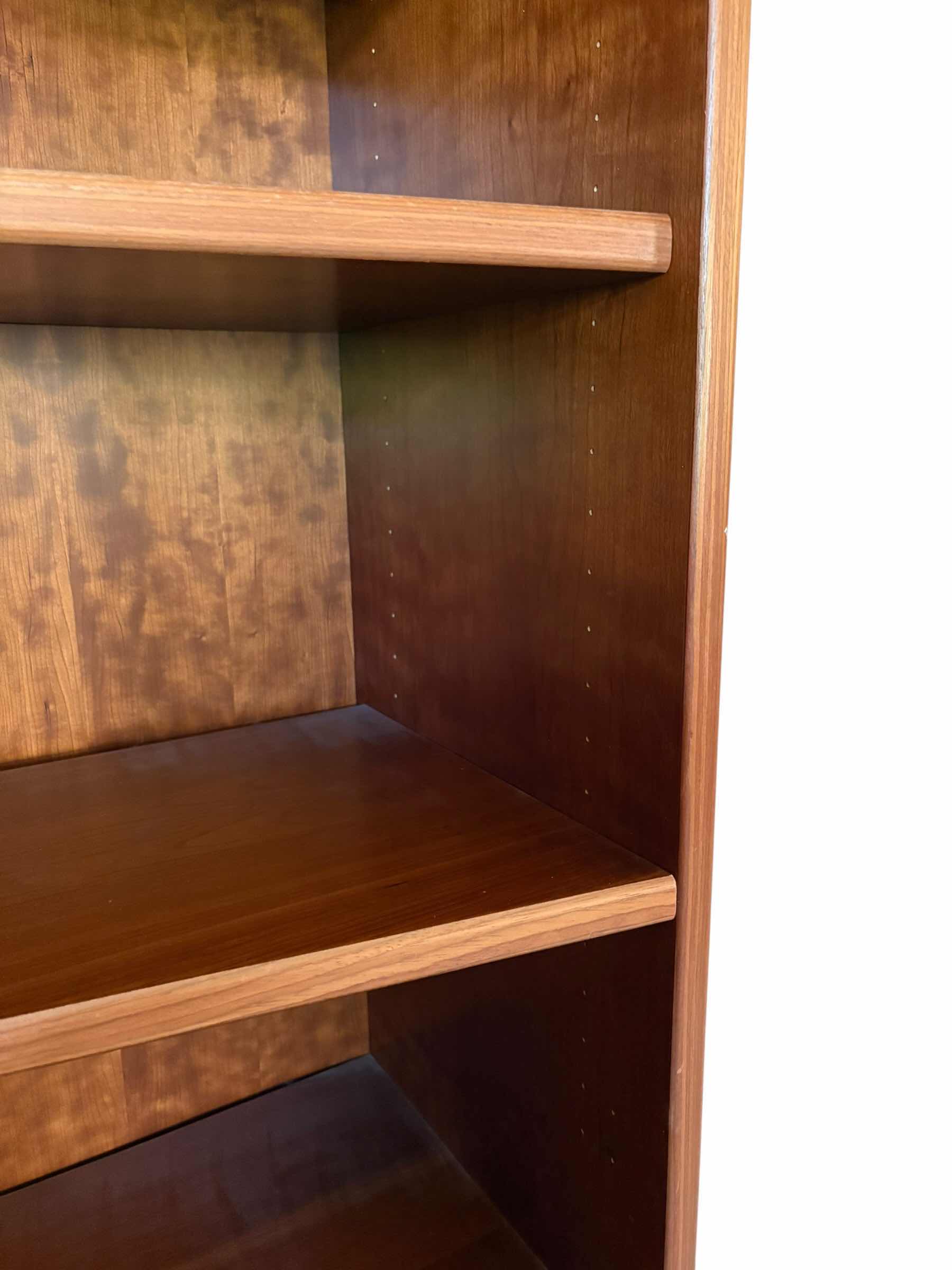 Photo 1 of TEAK BOOKCASE CORNER FOR RIGHT SIDE W ADJUSTABLE SHELVING (SEE NOTES) 22.5”X16”XH”