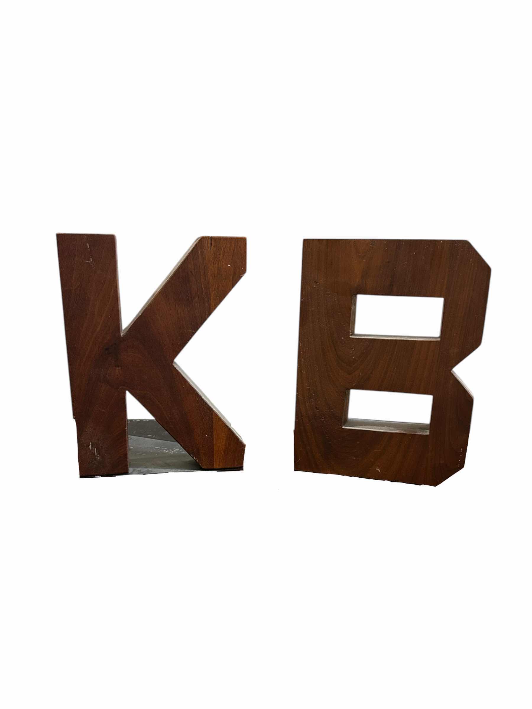 Photo 1 of "K" AND "B" BOOKENDS H9"