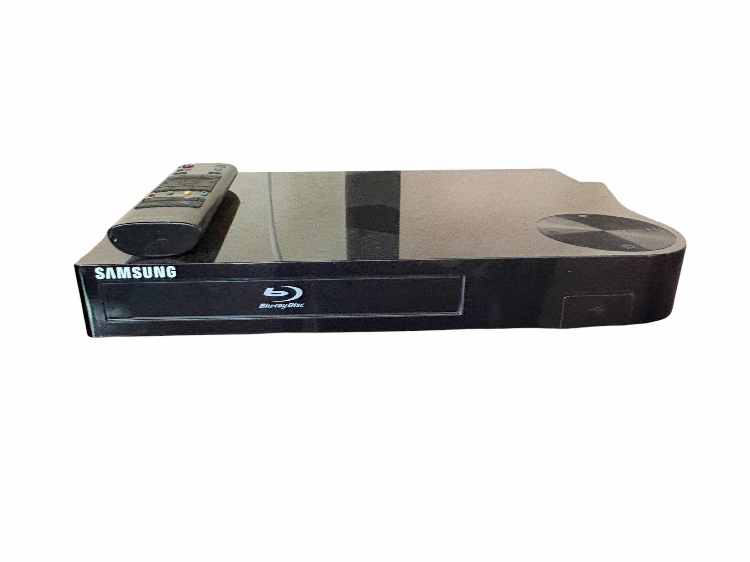 Photo 1 of SAMSUNG DVD PLAYER MODEL 80-F5700