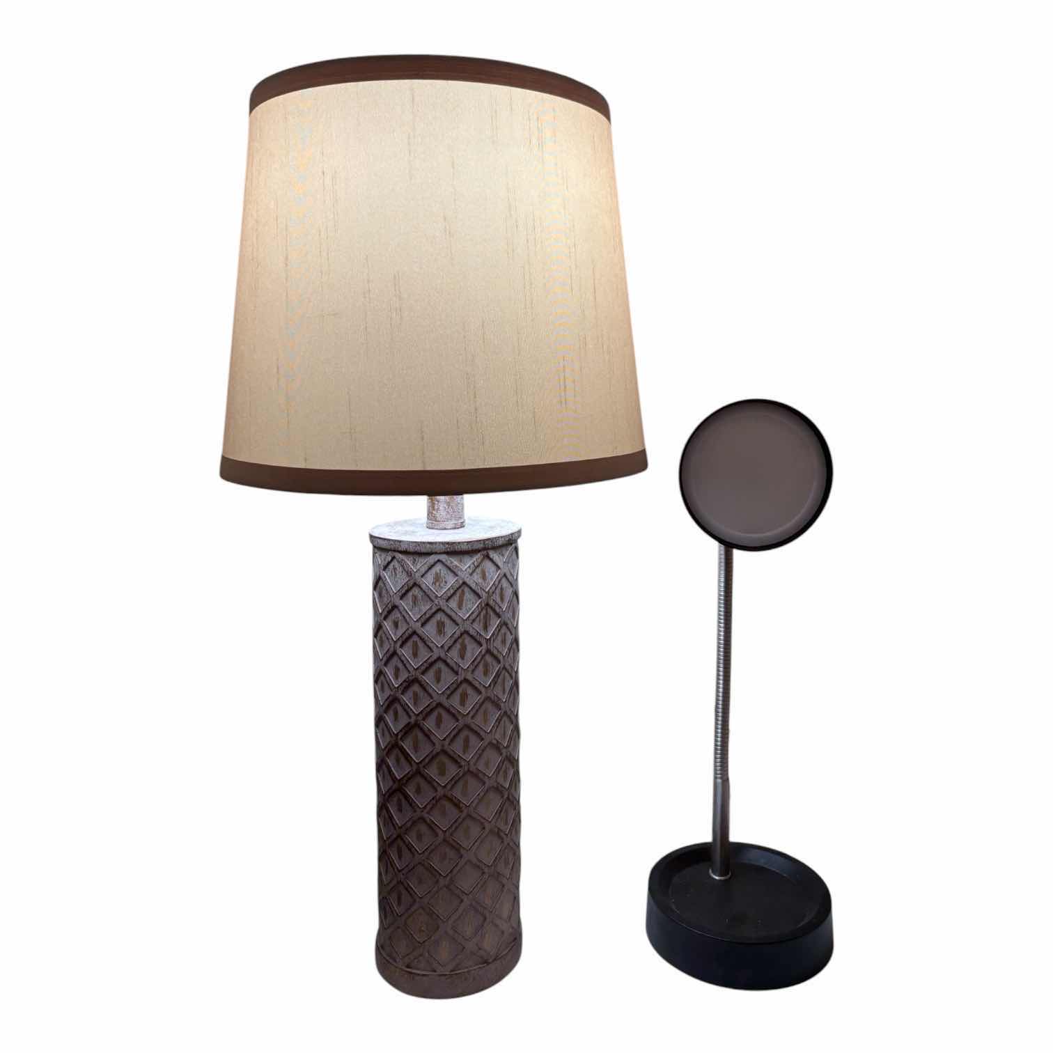Photo 1 of (2)PCS BLACK AND GREY TABLE LAMP H23”