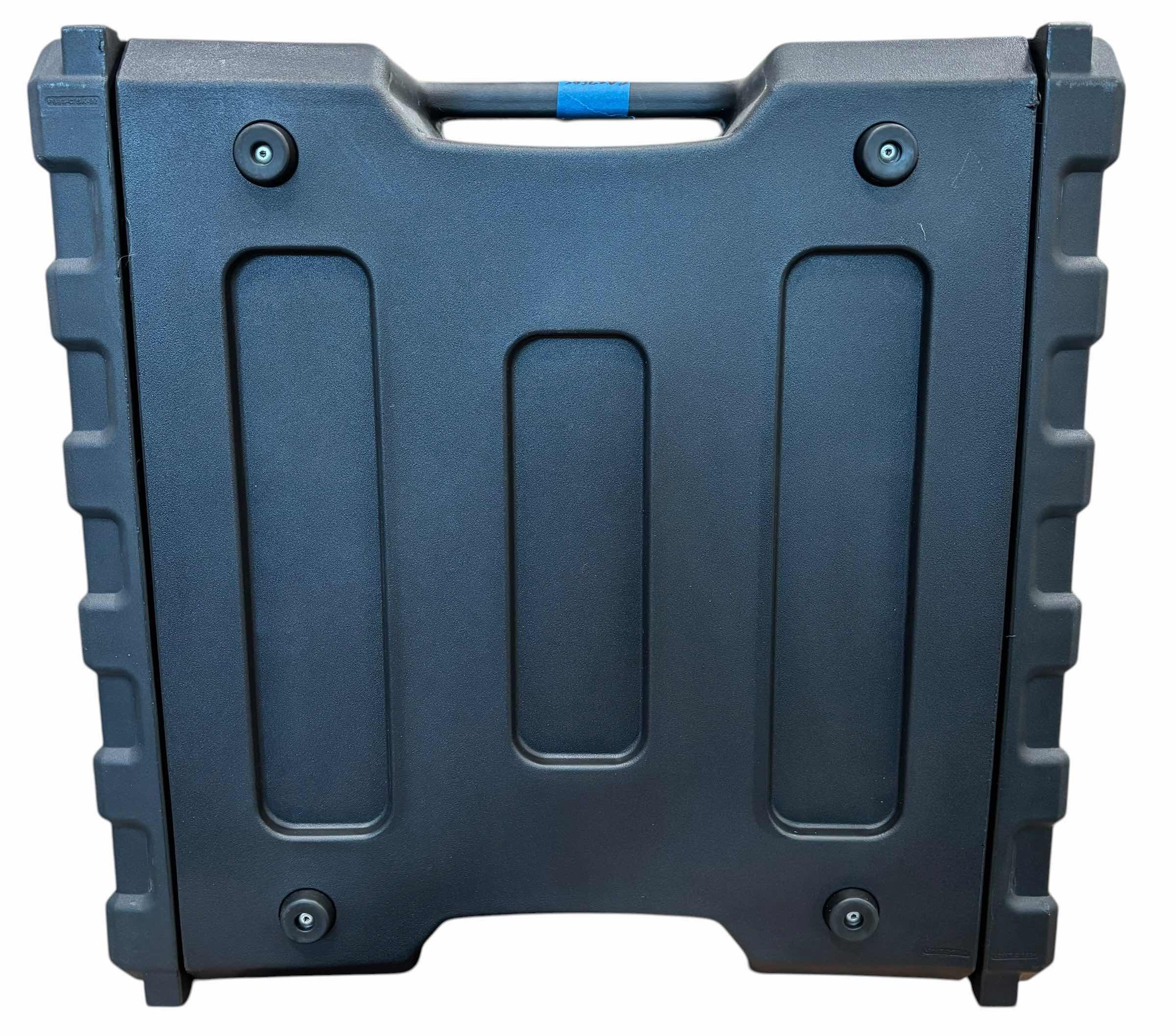 Photo 1 of GATOR CASES G-PRO-8U-19 RACK CASE 16” X 23” X 23”H