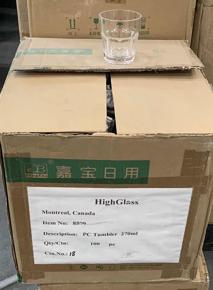 Photo 1 of CASE OF 100 PLASTIC TUMBLERS