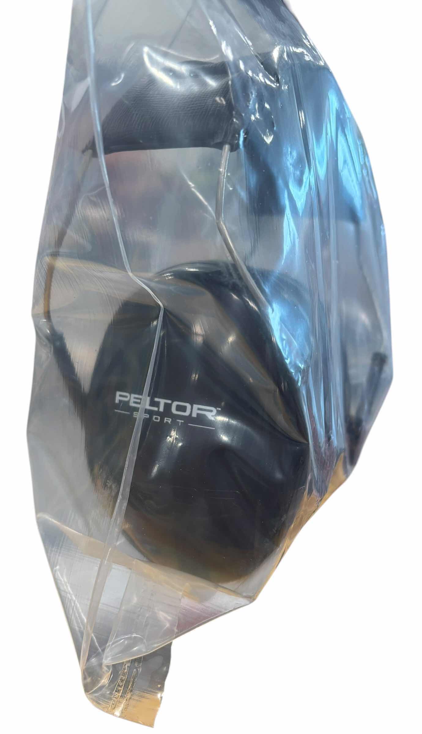 Photo 1 of PELTOR JUNIOR EARMUFFS (4)