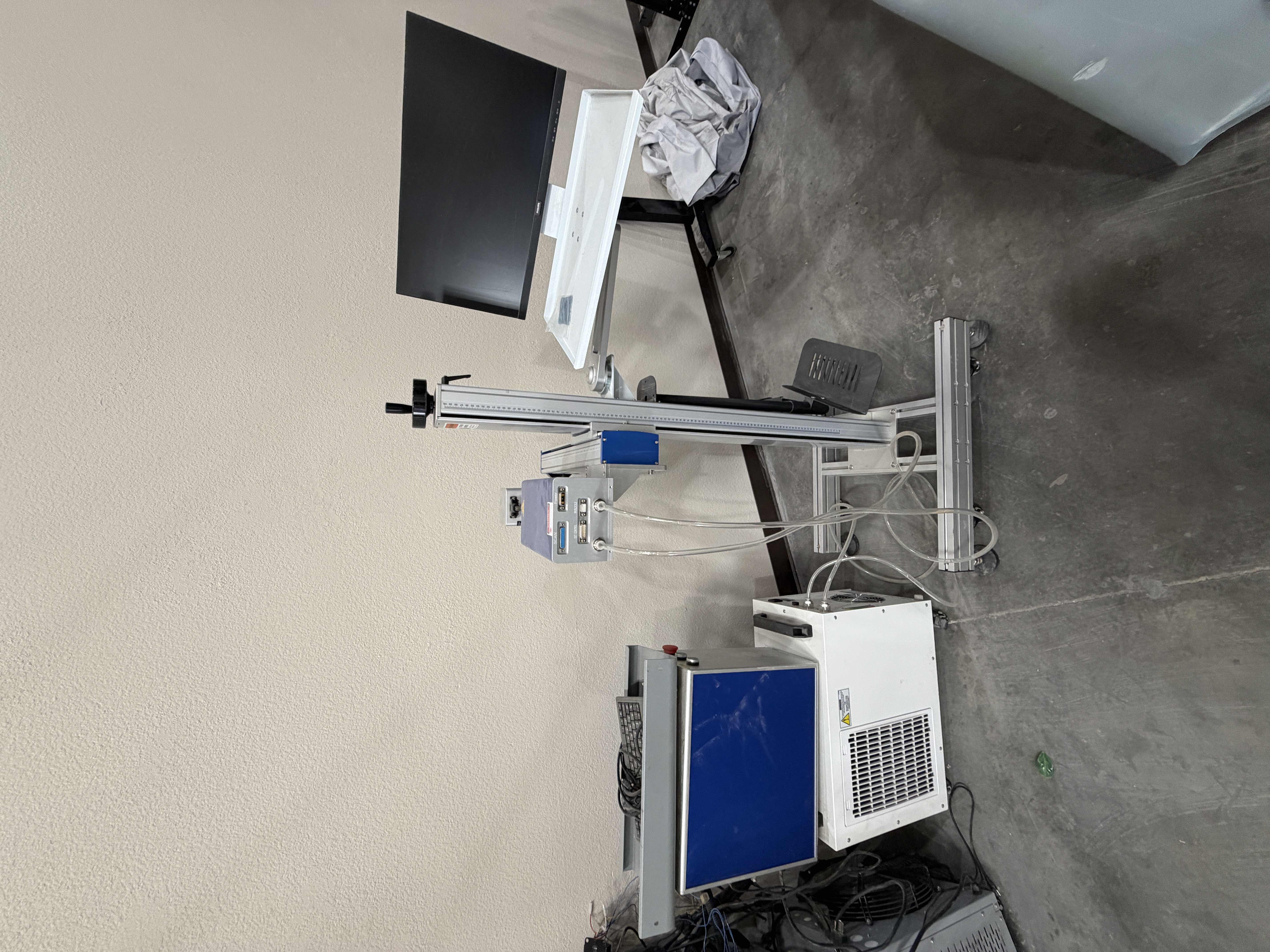 Photo 1 of LANOI INDUSTRIAL LARGE-FORMAT ROLL PRINTER, USED FOR HIGH-VOLUME COMMERCIAL PRINTING ON FLEXIBLE MATERIALS. TECHNOLOGY: USES UV INKJET PRINTING WITH INDUSTRIAL PRINTHEADS (SUCH AS RICOH GEN5/GEN6) FOR IMMEDIATE INK CURING AND DURABILITY. CAPACITY: ENGINEE
