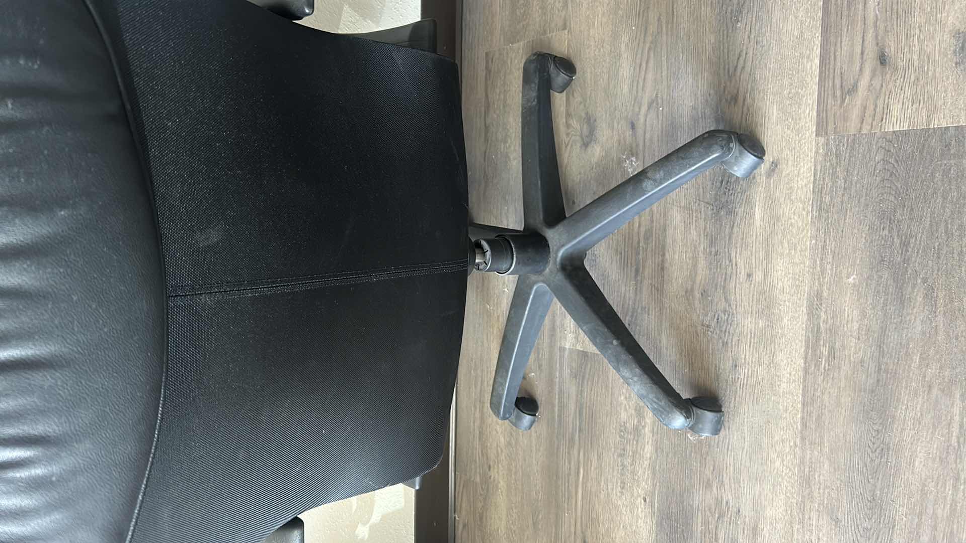 Photo 1 of BOSS MID BACK BLACK LEATHER CHAIR