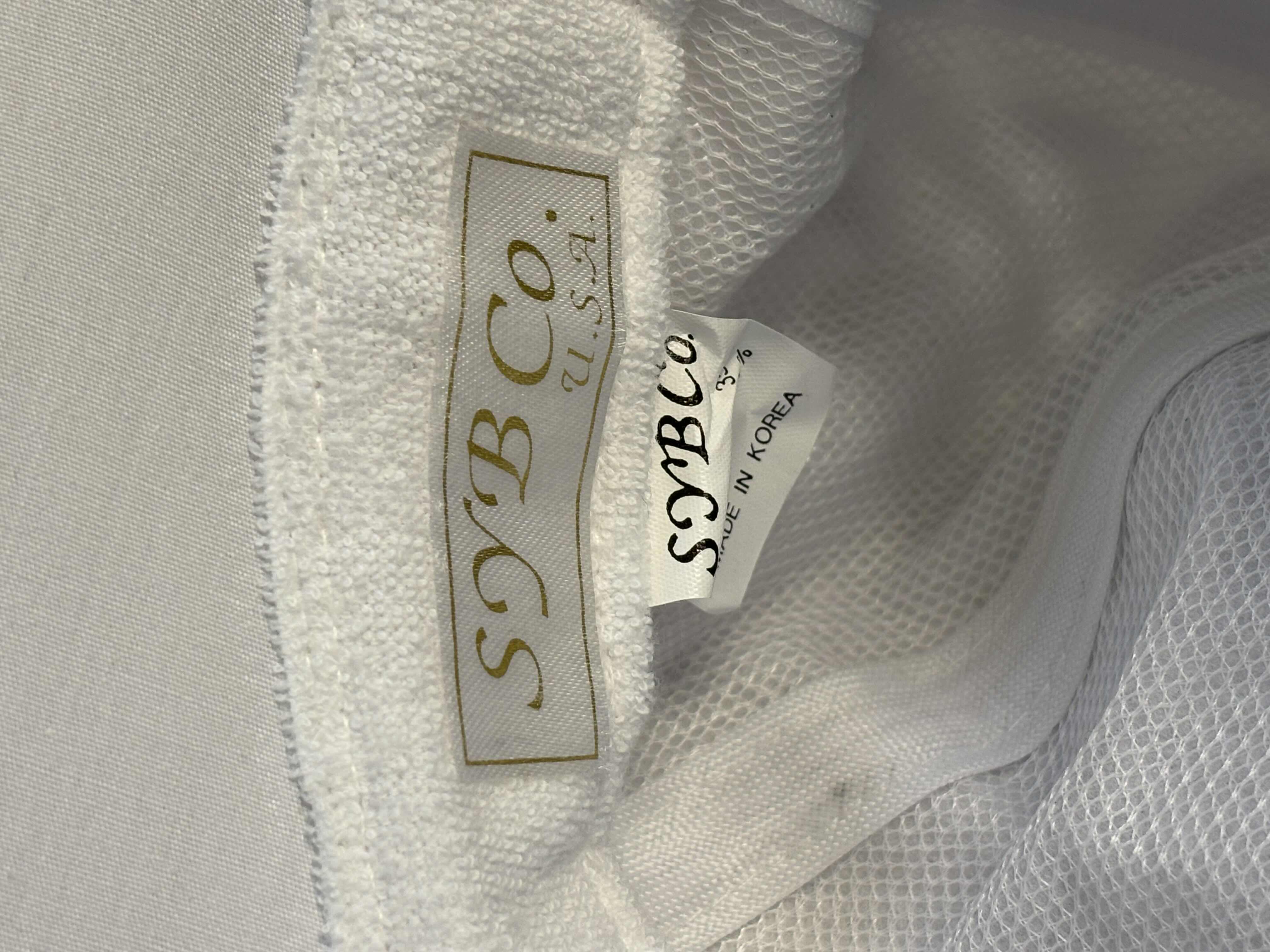 Photo 1 of BAG OF HAWAII GOLF VISORS