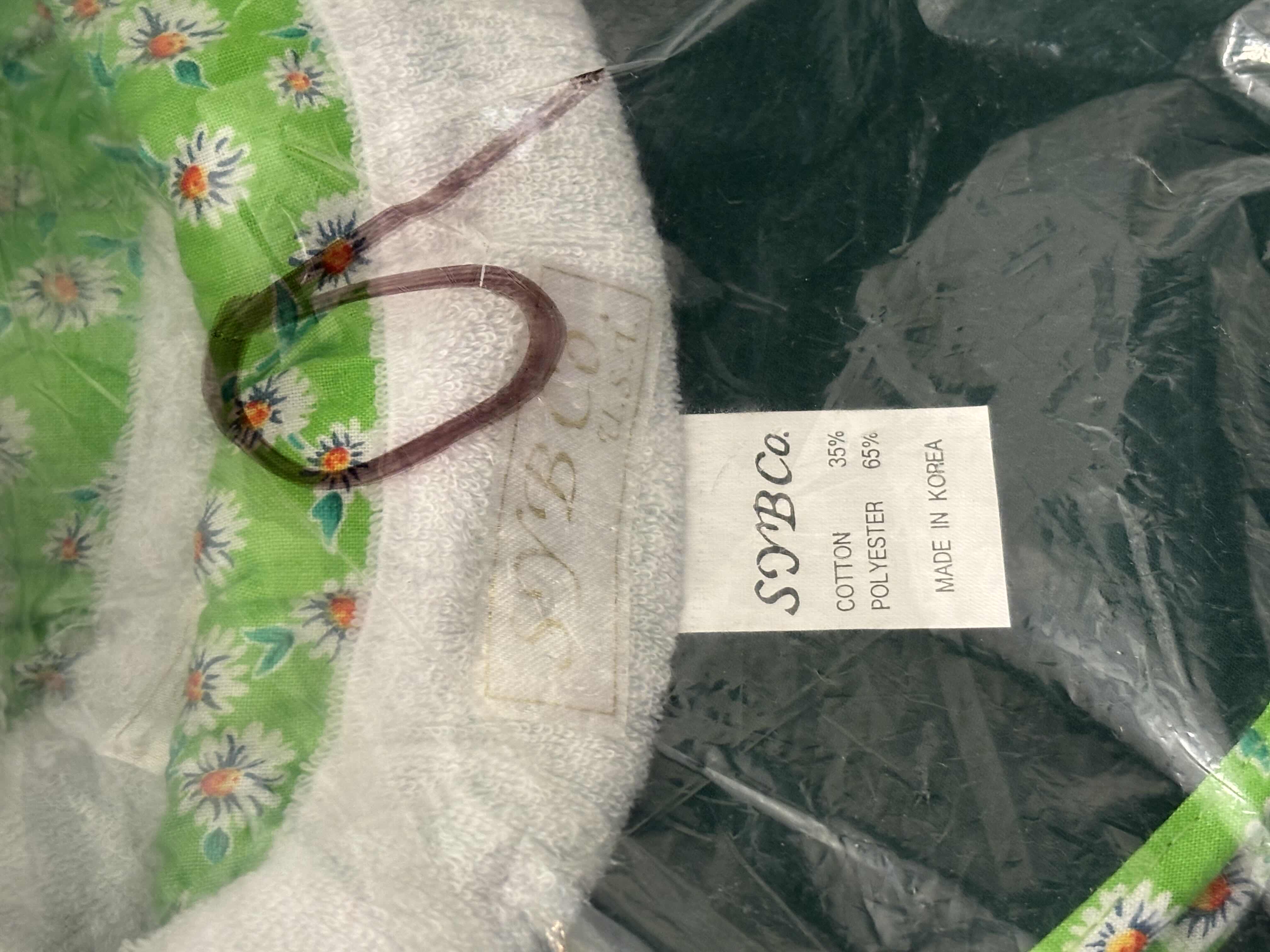 Photo 1 of BAGS OF GOLF VISORS (3)