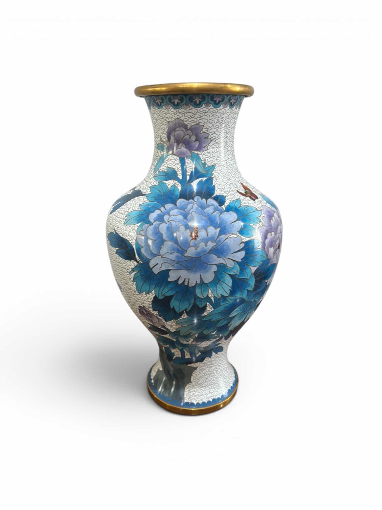Photo 1 of VINTAGE CHINESE CLOISONNÉ VASE H 16"