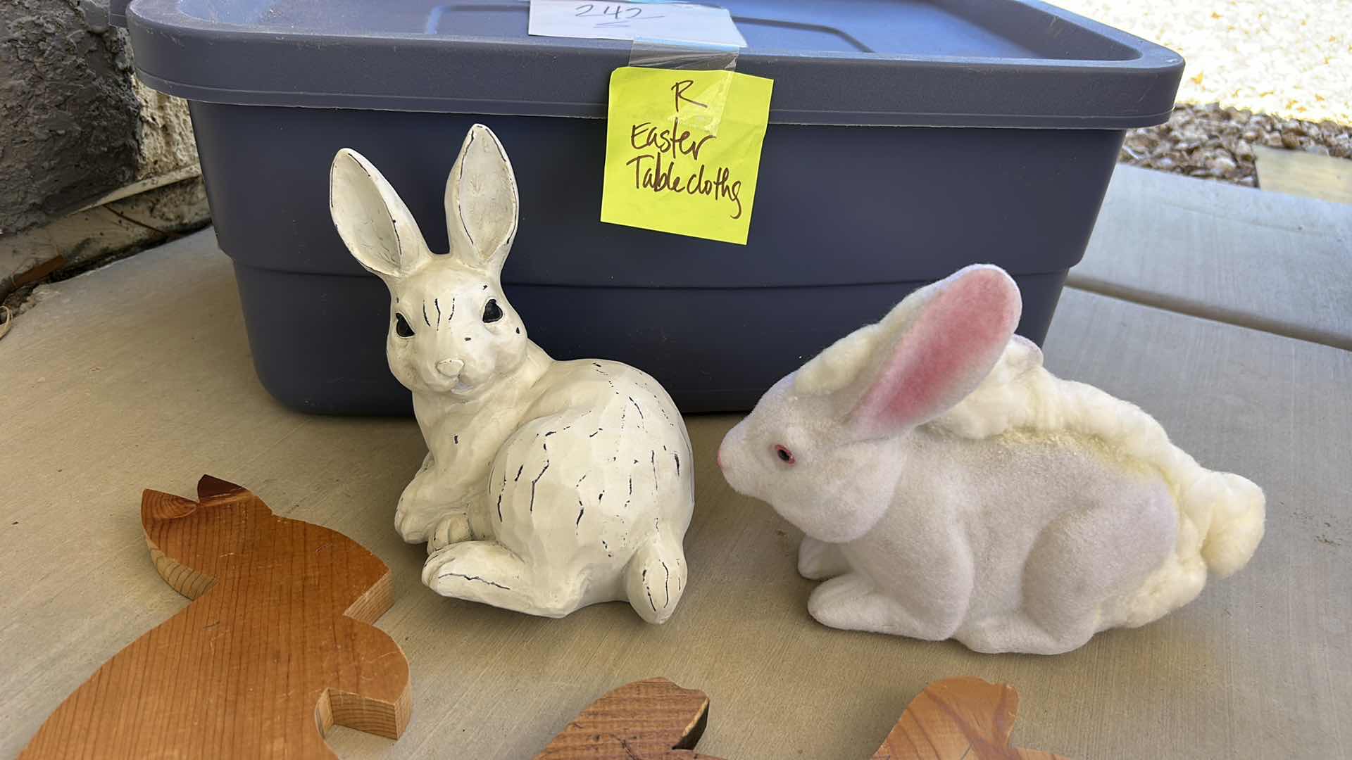 Photo 1 of EASTER LINENS AND DECOR