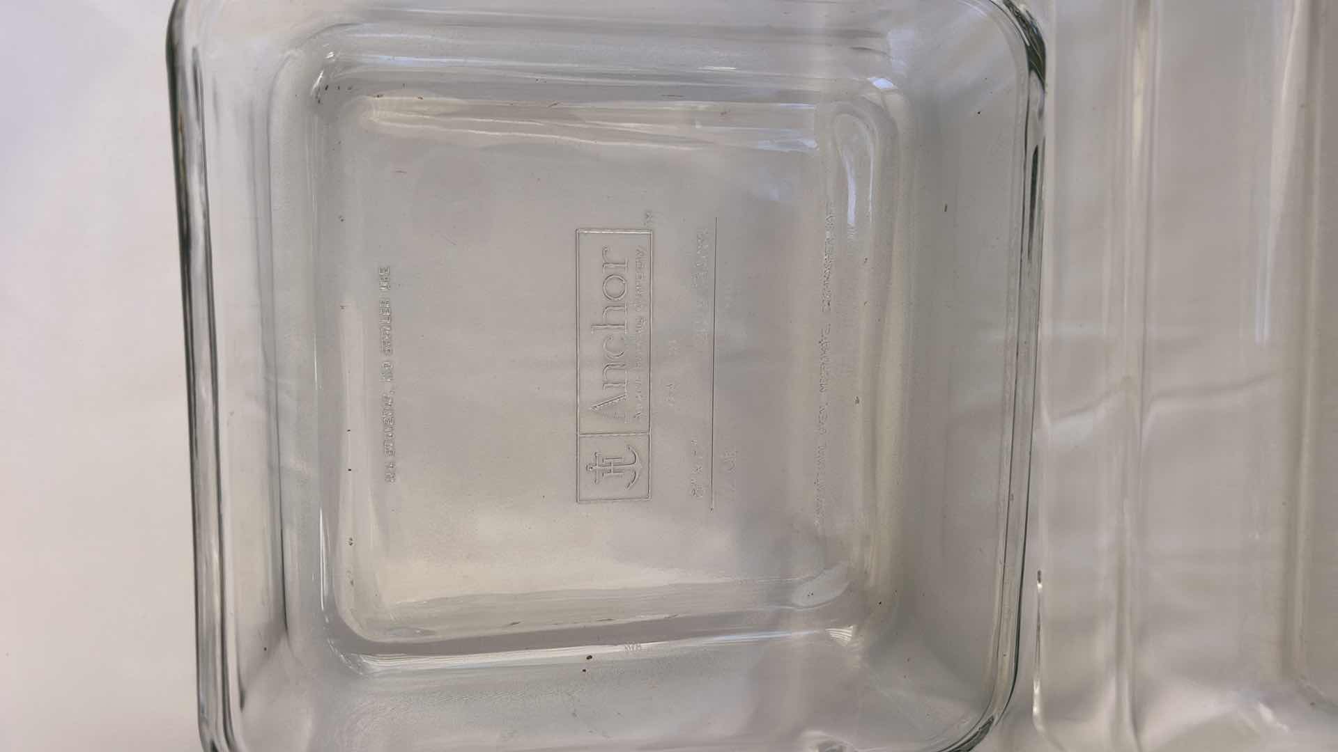 Photo 1 of ANCHOR HOCKING OVEN BASICS, PYREX & ASSORTED GLASS BAKEWARE