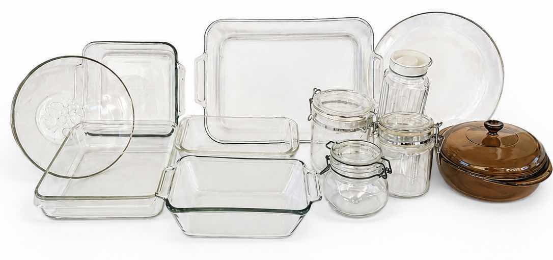 Photo 1 of ANCHOR HOCKING OVEN BASICS, PYREX & ASSORTED GLASS BAKEWARE