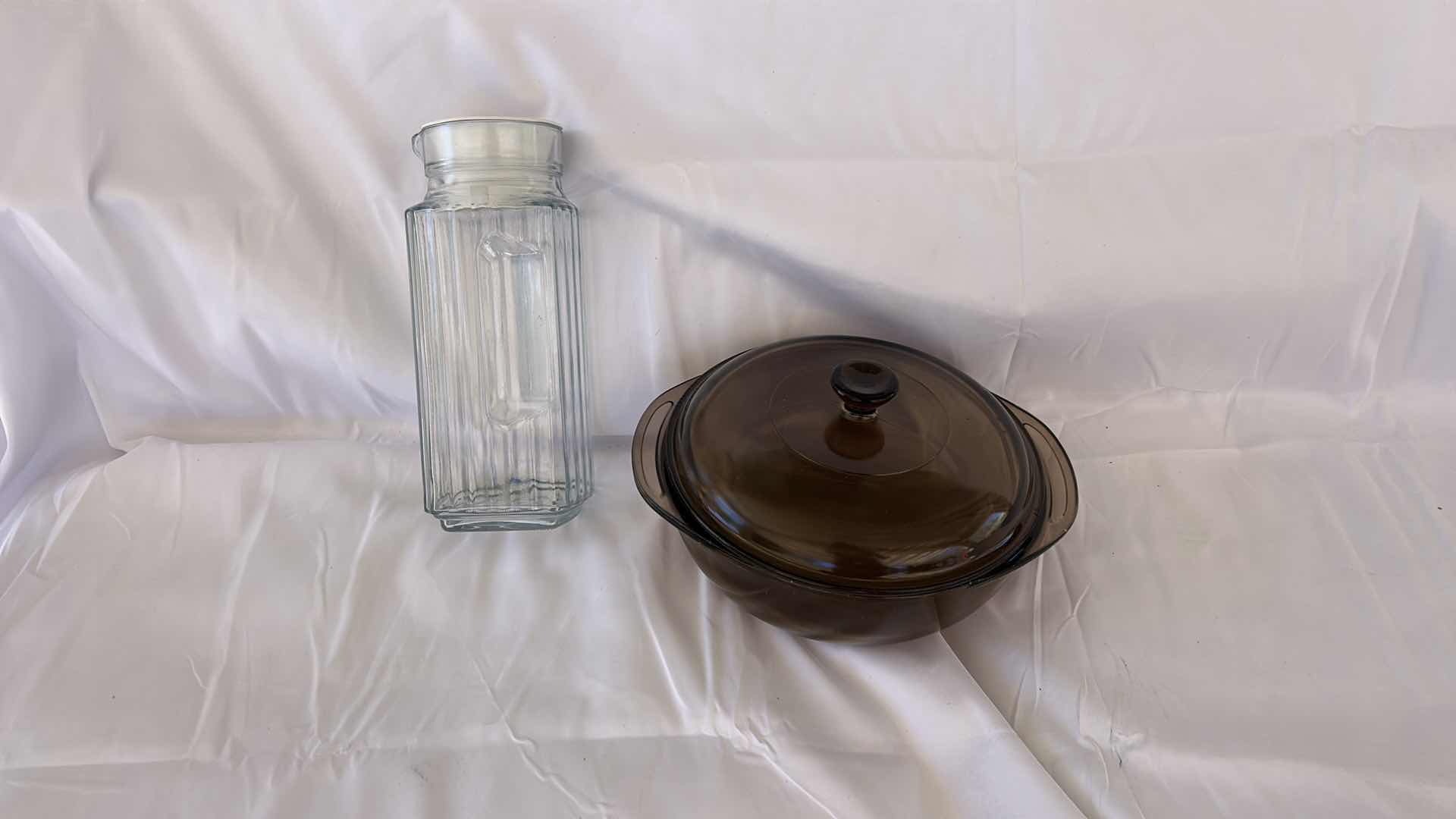 Photo 1 of ANCHOR HOCKING OVEN BASICS, PYREX & ASSORTED GLASS BAKEWARE