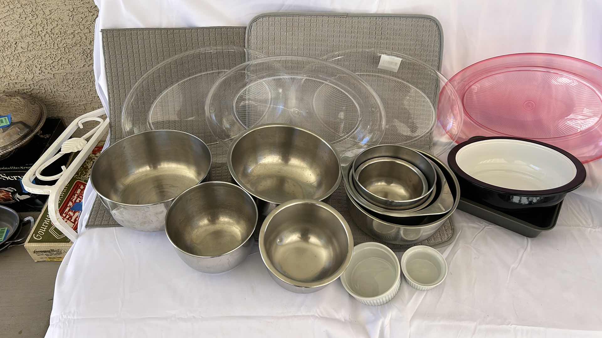 Photo 1 of MIXING BOWLS, TRAYS AND MORE