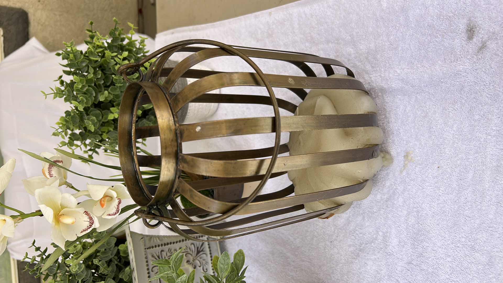 Photo 1 of HOME DECOR – FAUX GREENERY & FLORAL ARRANGEMENTS, AND DECORATIVE PLATES
