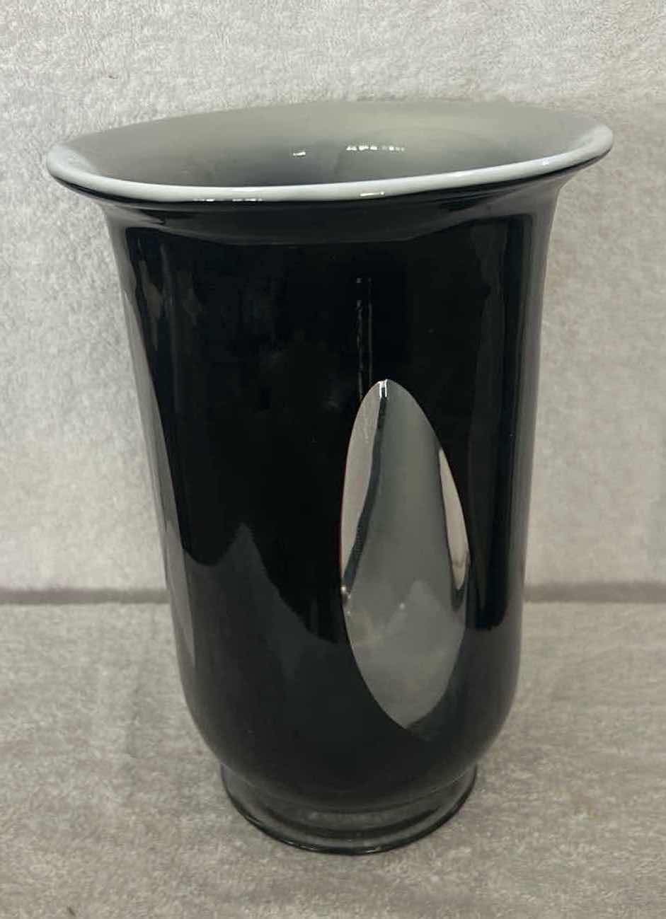 Photo 1 of MURANO WINDOW PANE BLACK VASE H11”