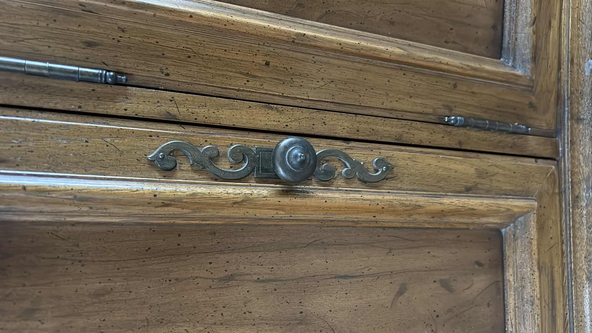 Photo 1 of HERITAGE GRAND TOUR CURVED FRONT WOOD SIDEBOARD CABINET FEATURES DISTINCTIVE WOOD GRAIN 62 1/4“ x 16“ x H27 1/2“