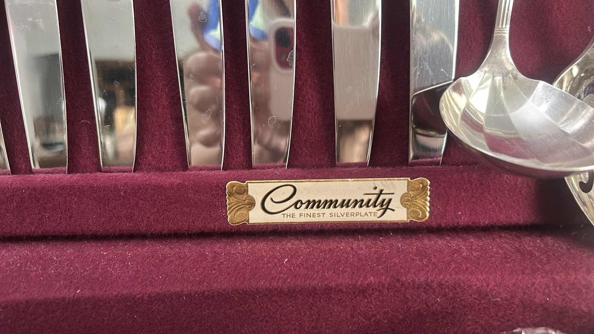 Photo 1 of 64 PC VINTAGE COMMUNITY SILVERPLATE FLATWARE SET + 7 MISC FLATWARE