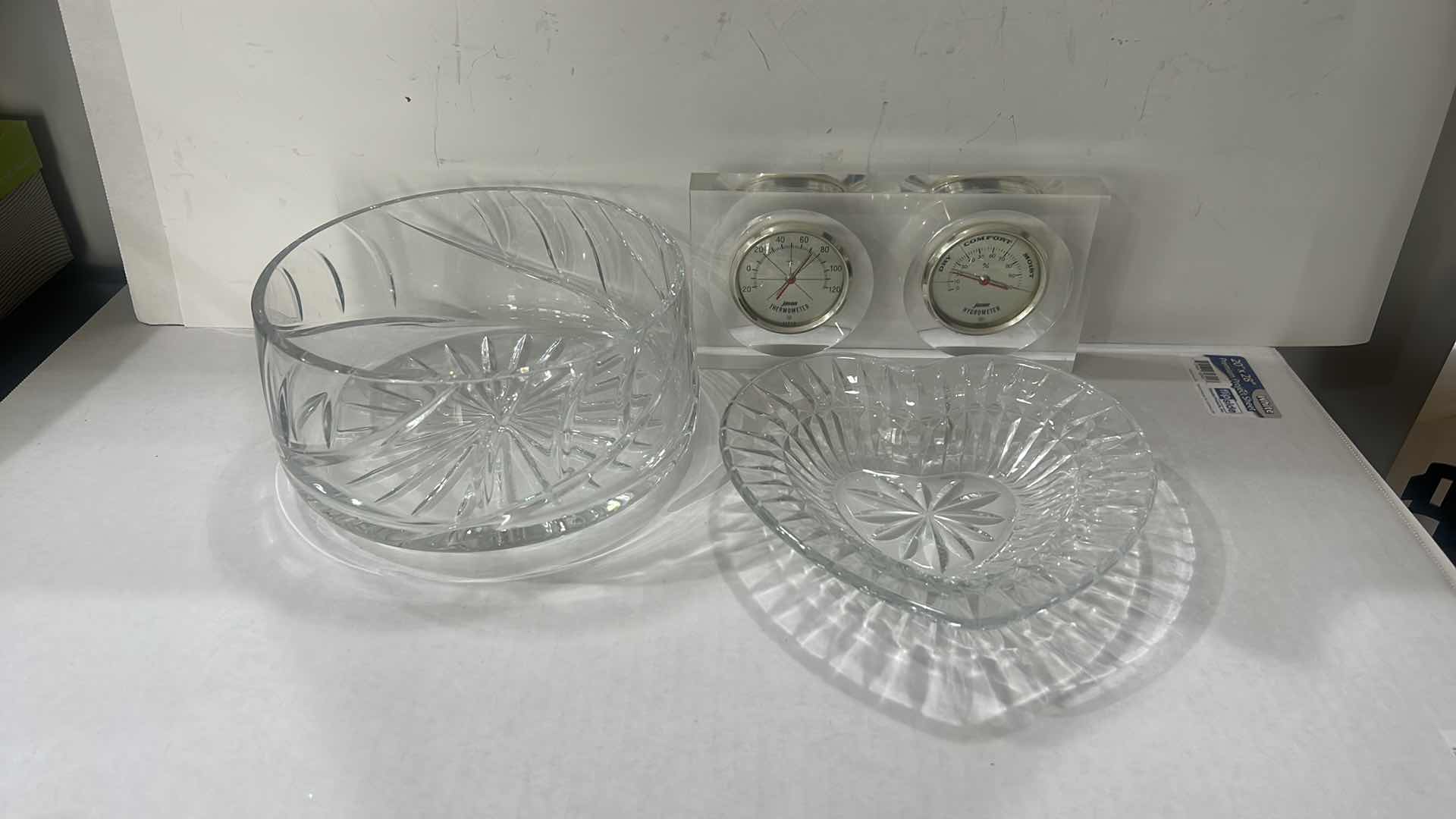 Photo 1 of 2 PC VINTAGE CRYSTAL(BOWL 8” x H4”) & VINTAGE ANALOG WEATHER STATION