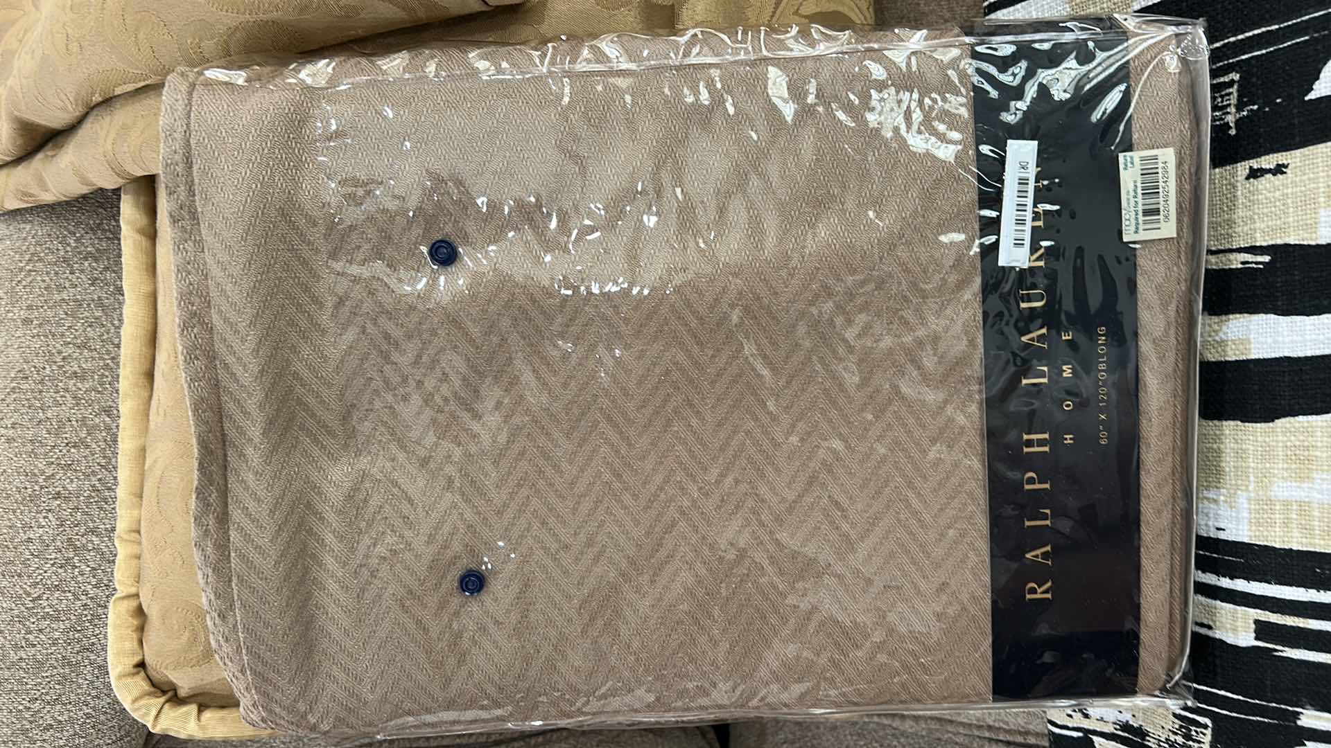 Photo 1 of HOME LINENS-RALPH LAUREN HOME NEW $100 PLUS MORE