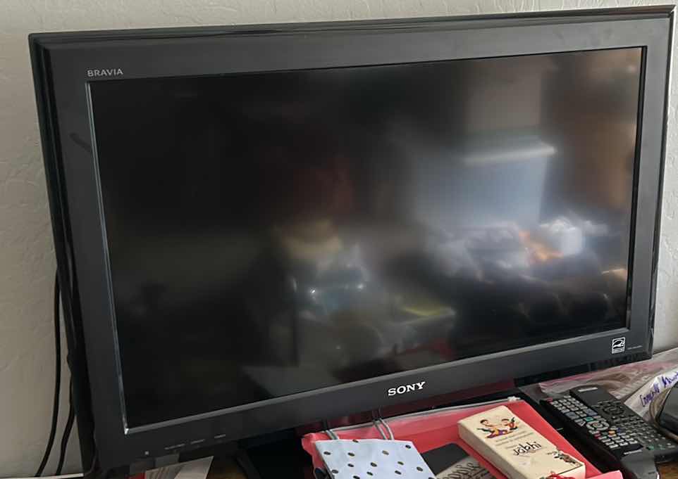 Photo 1 of 31” SONY LCD DIGITAL TV