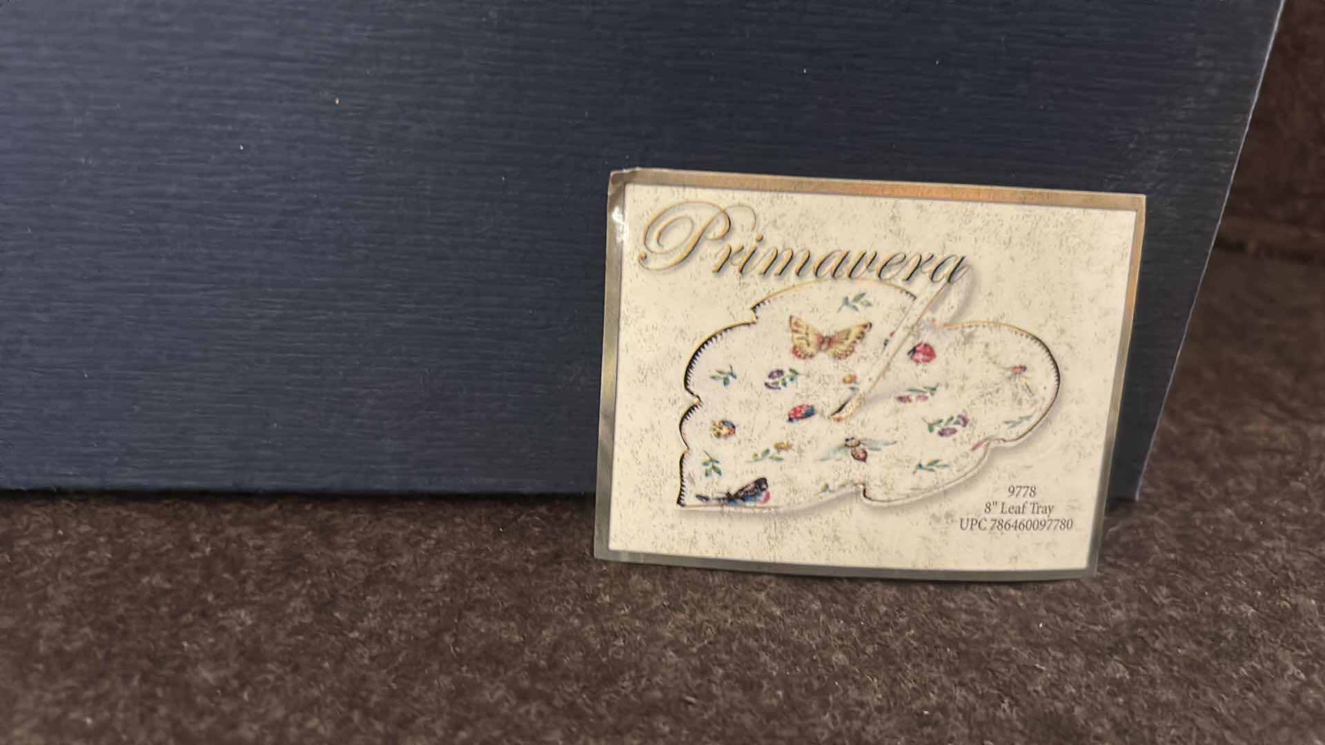 Photo 1 of GODINGER & CO. PRIMAVERA PORCELAIN HANDLED LEAF DISH WITH ORIGINAL BOX