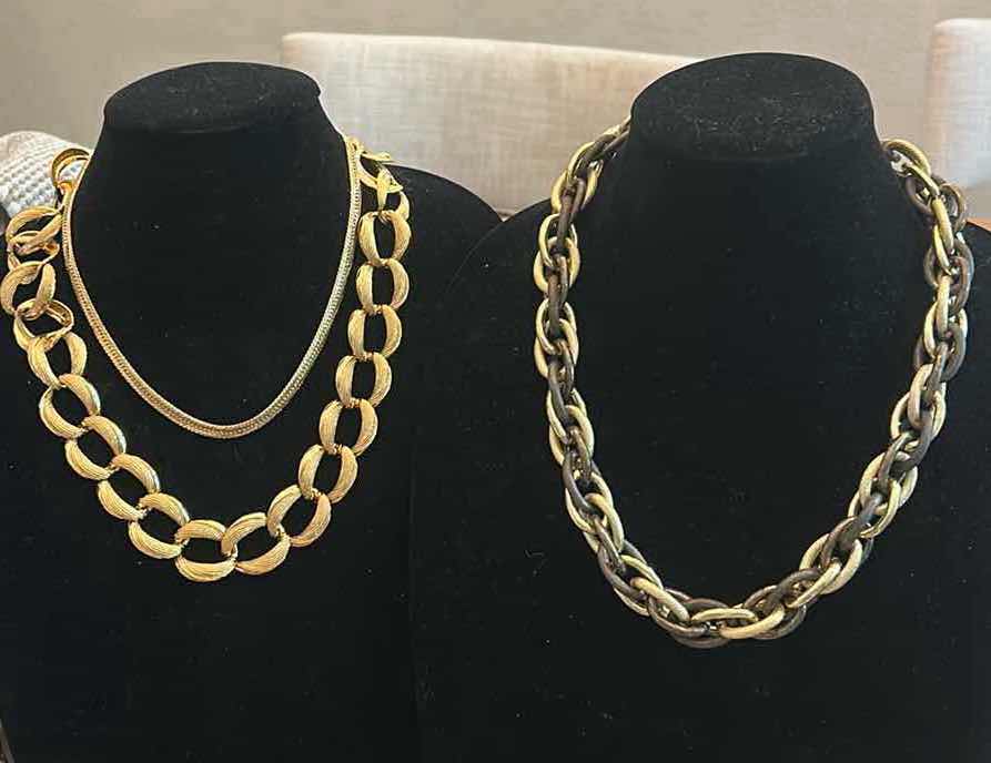 Photo 1 of 3 WOMENS NECKLACES