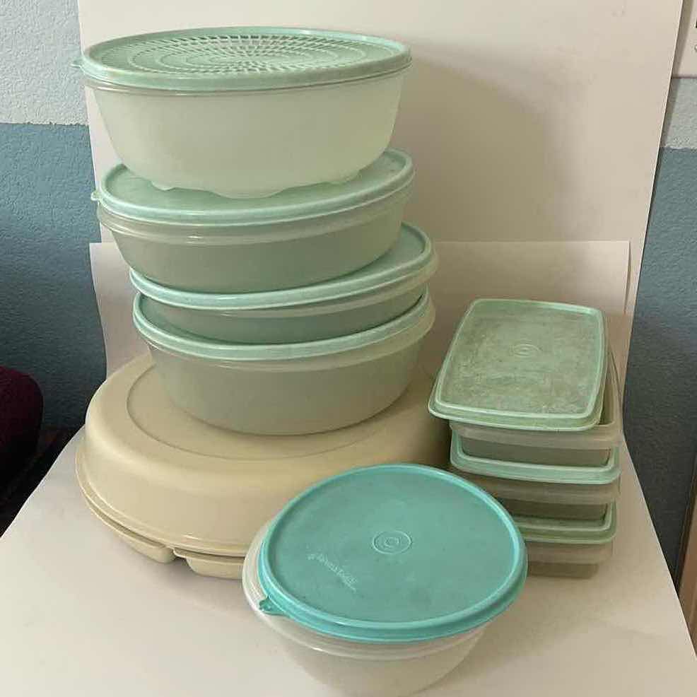 Photo 1 of VINTAGE TUPPERWARE