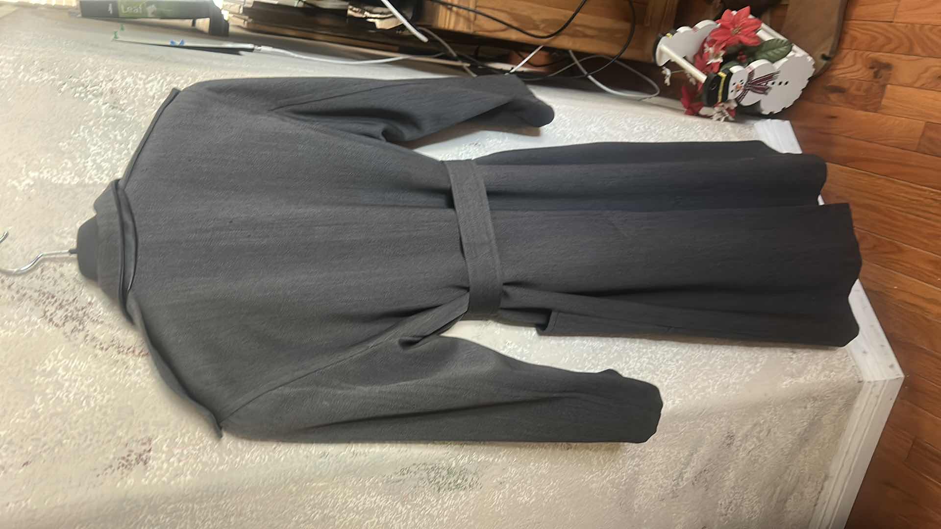 Photo 1 of WOMEN’S TRENCHCOAT ESTIMATED SIZE MEDIUM