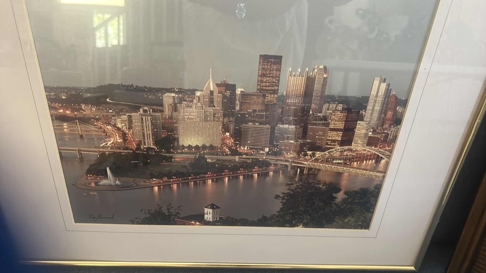 Photo 1 of FRAMED PRINT ARTWORK FEATURING THE PITTSBURGH SKYLINE CITYSCAPE 20 1/4“ x H16 1/4“