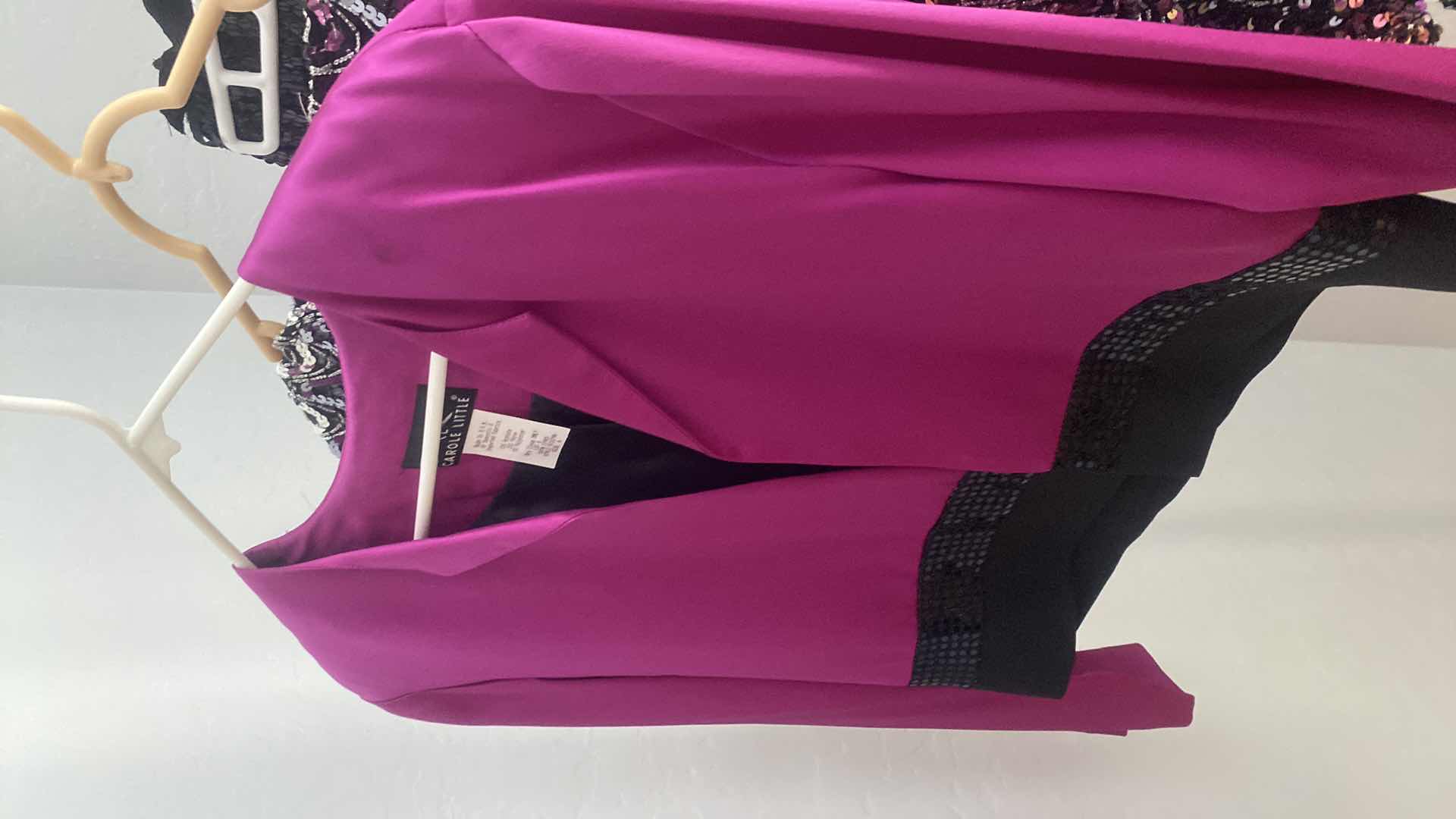 Photo 1 of 3-WOMEN’S EVENING CLOTHES SIZE 6