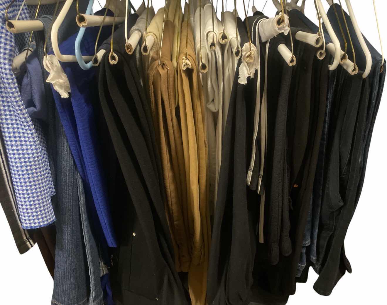 Photo 1 of 30-WOMEN’S SHORTS, PANTS & JEANS SIZES SMALL AND 6