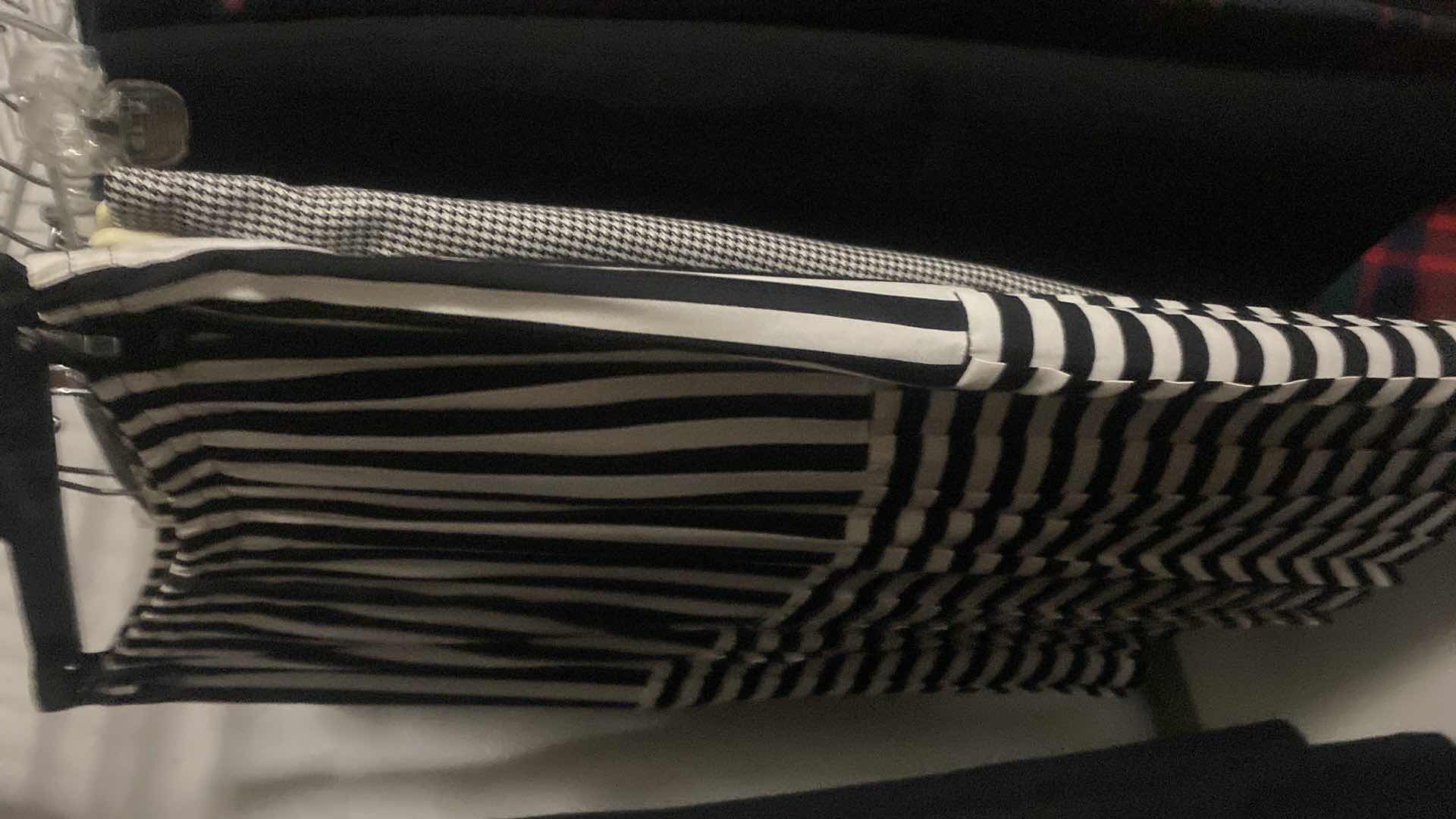 Photo 1 of 11-WOMEN’S SKIRTS SIZE SIZES SMALL & 6