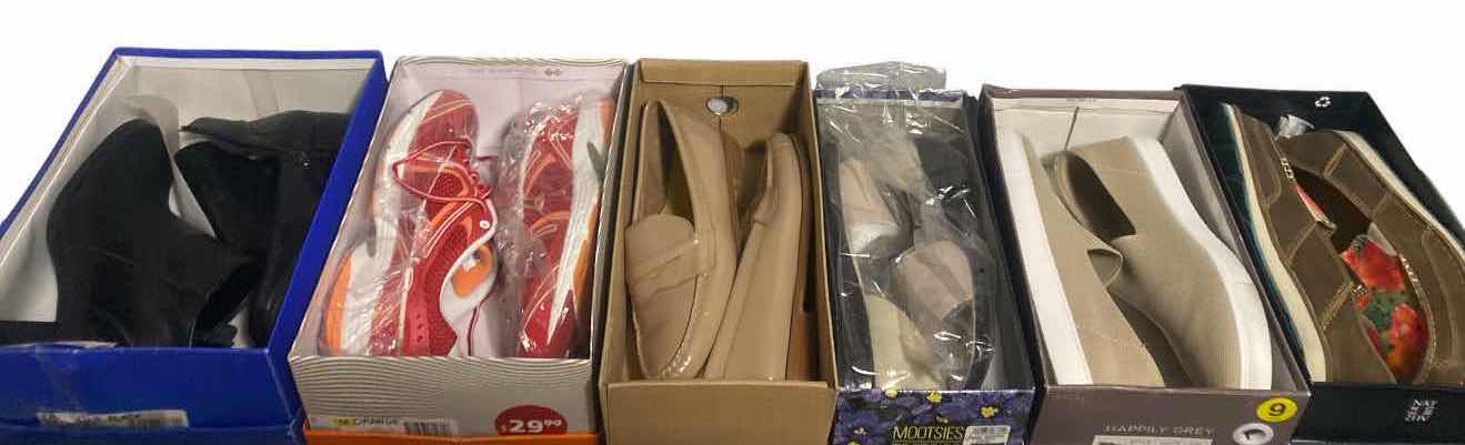 Photo 1 of 6-WOMEN’S SHOES IN SIZES 8, 8 1/2 & 9