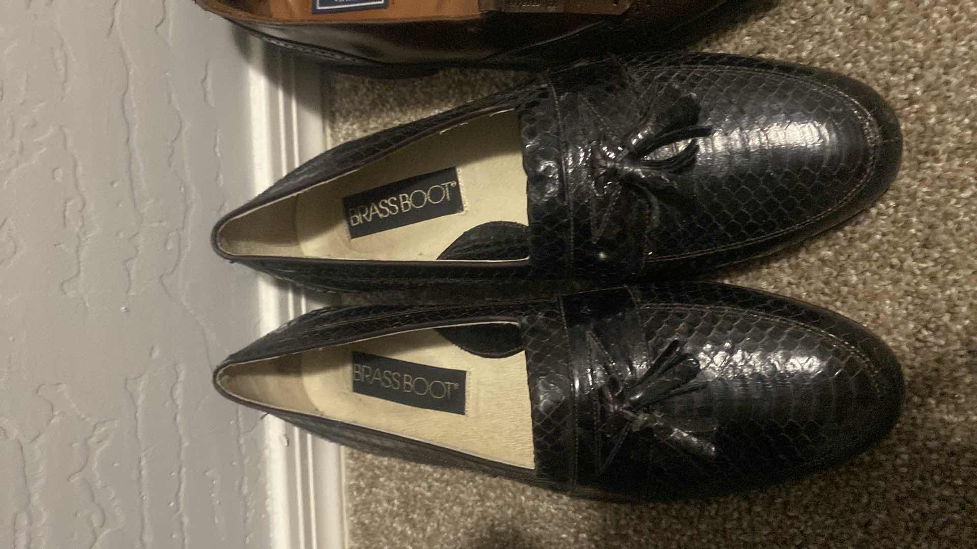 Photo 1 of 2-MEN’S SHOES SIZE 10 1/2 D
